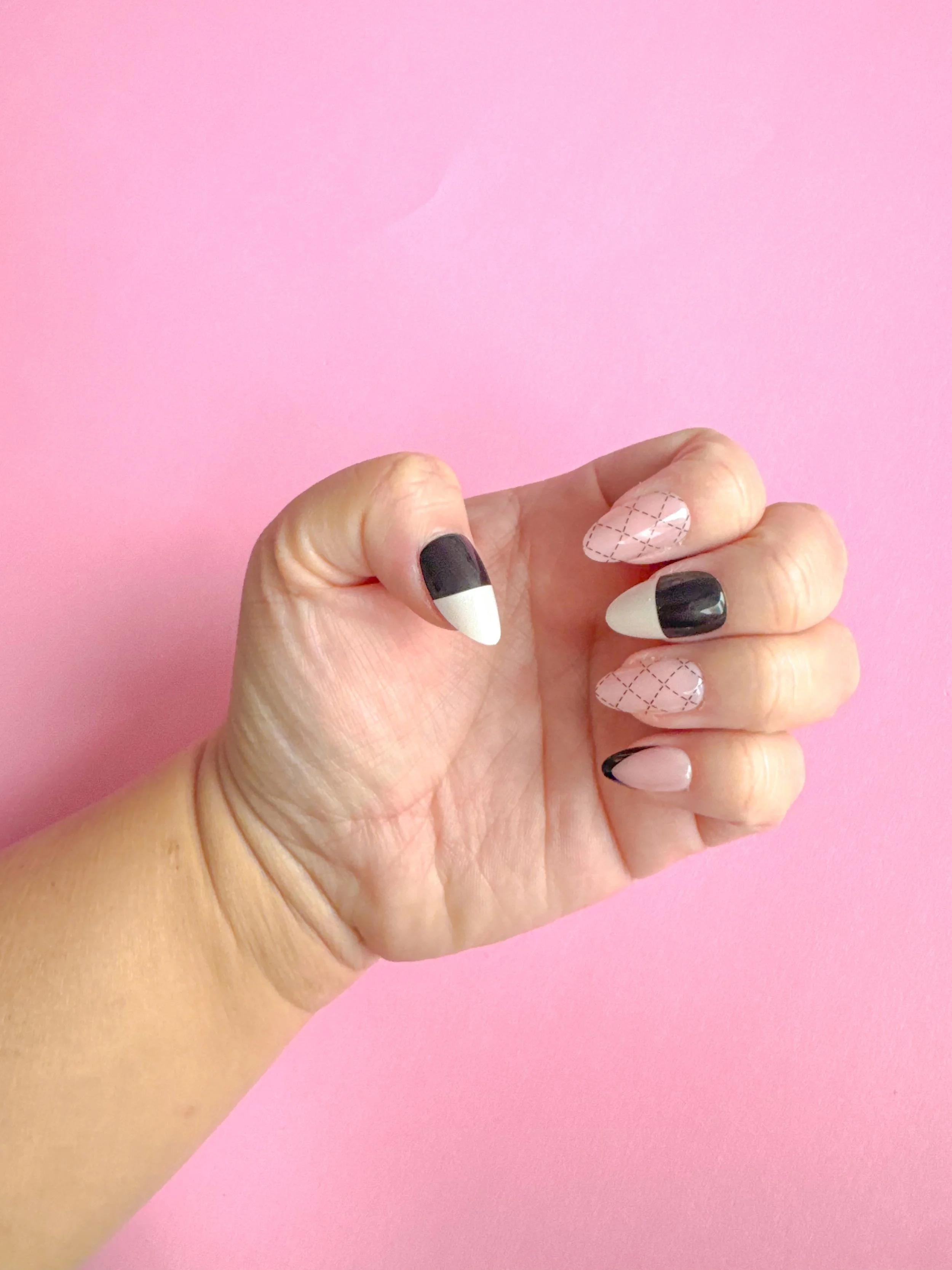 black and white press on nails