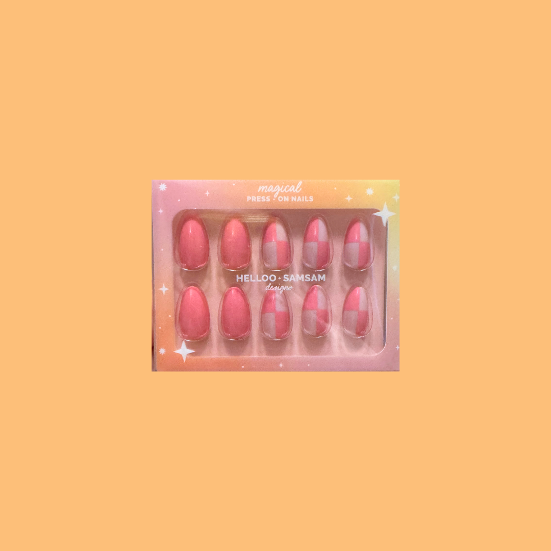 XOXO Press On Nails