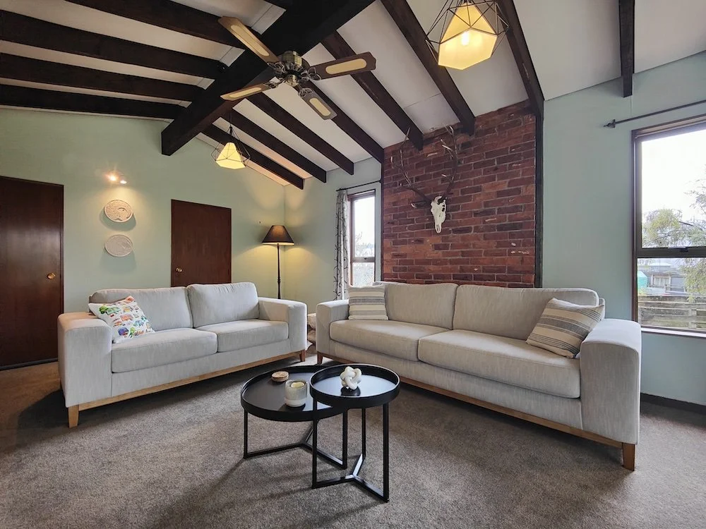 Mountain Views on Matai