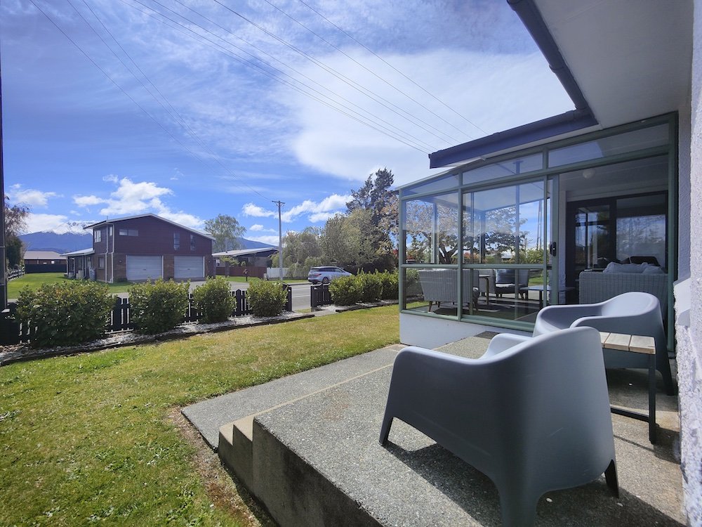 Sunny Peaks Retreat