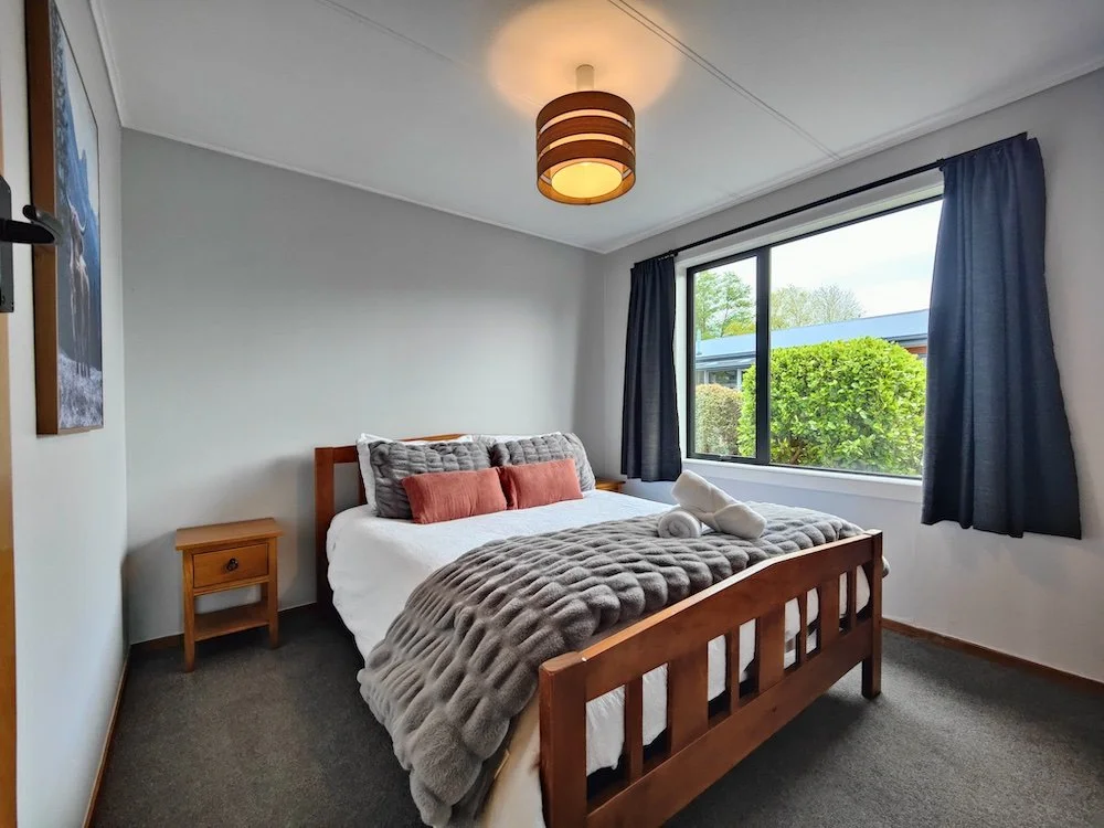 Sunny Peaks Retreat