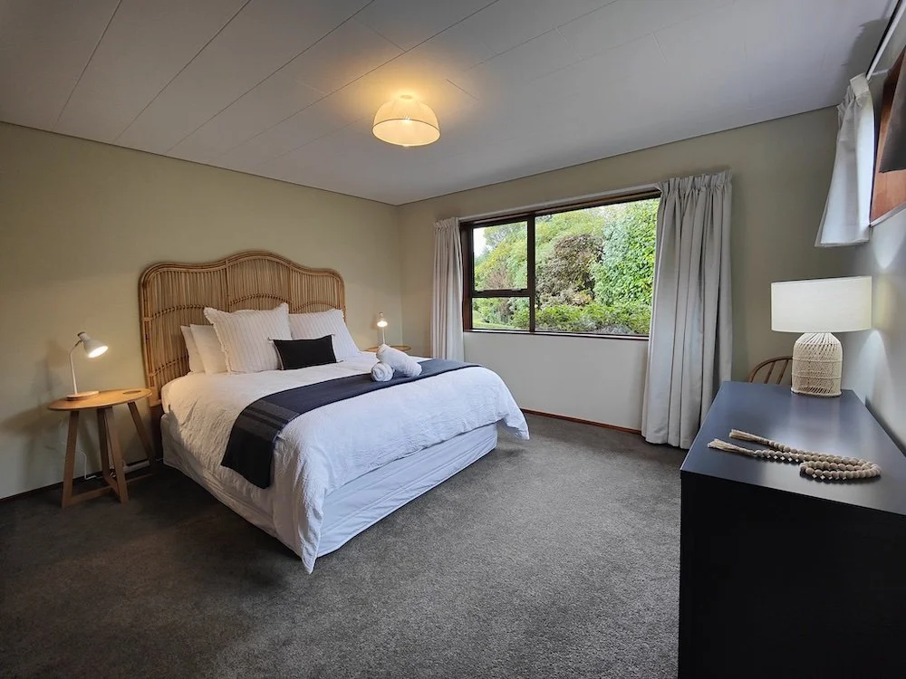 Mountain Views on Matai