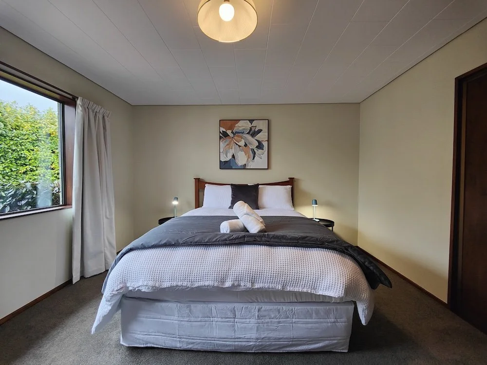 Mountain Views on Matai