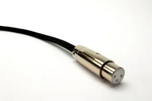 IKIGAI Tanso XLR tonearm cable connector close-up