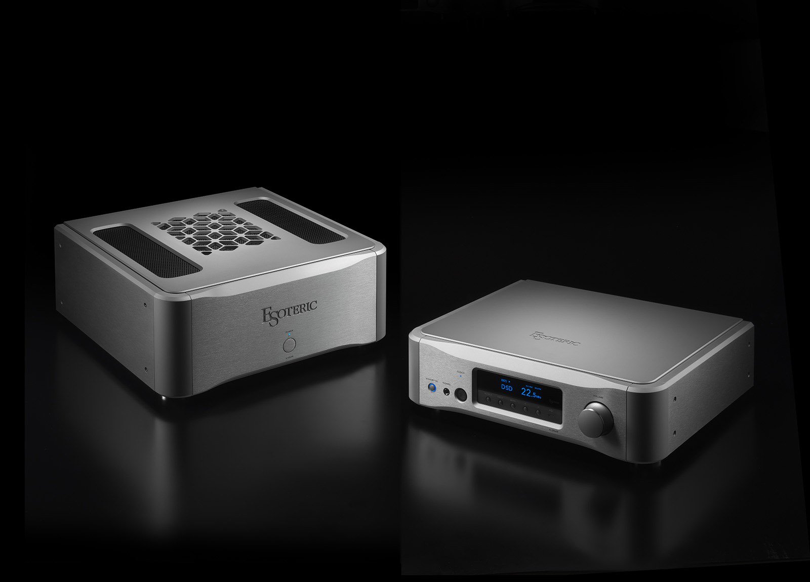 Esoteric S-05XE amplifier top panel and ventilation design