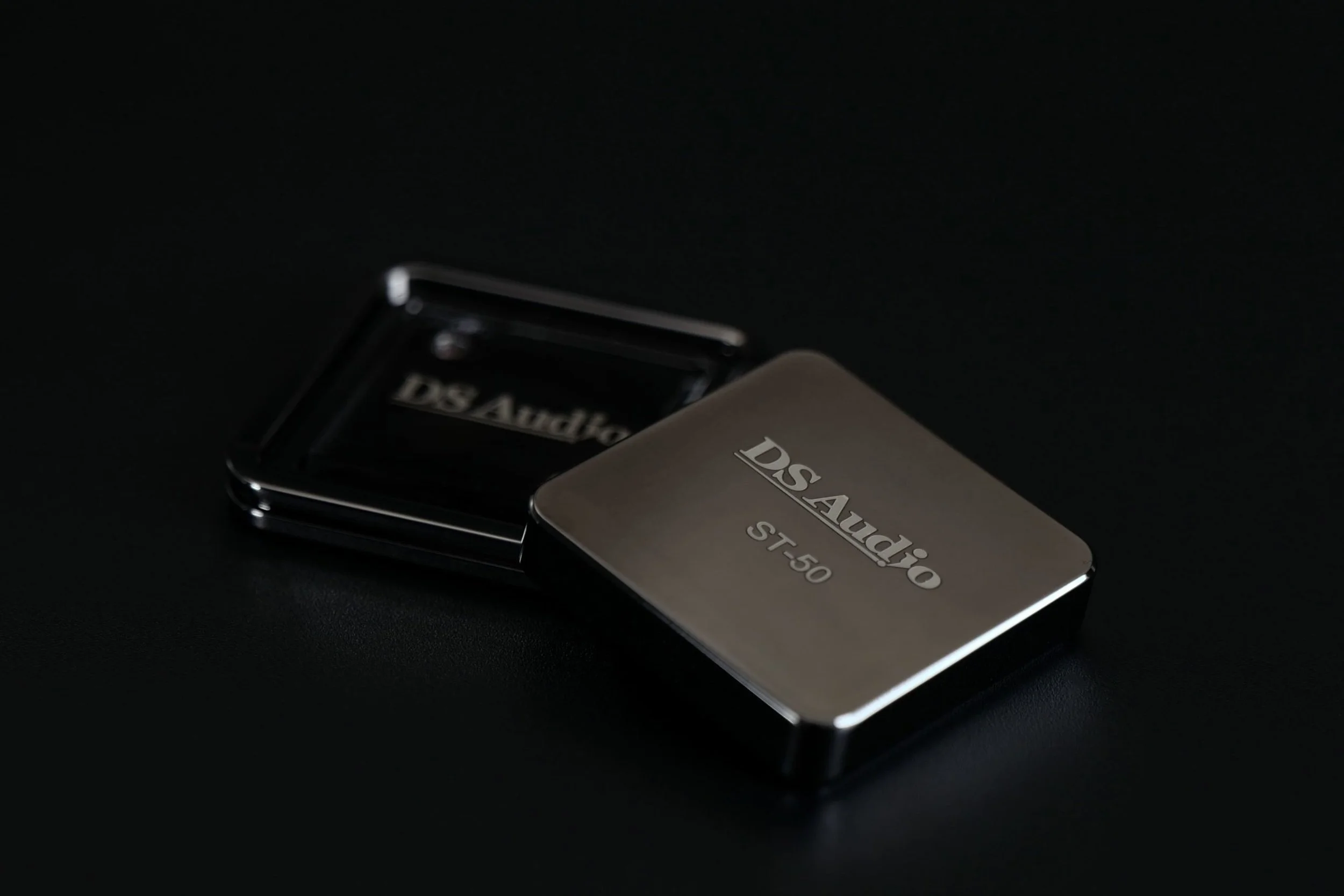 AC-s-L1650406-scaled.jpg