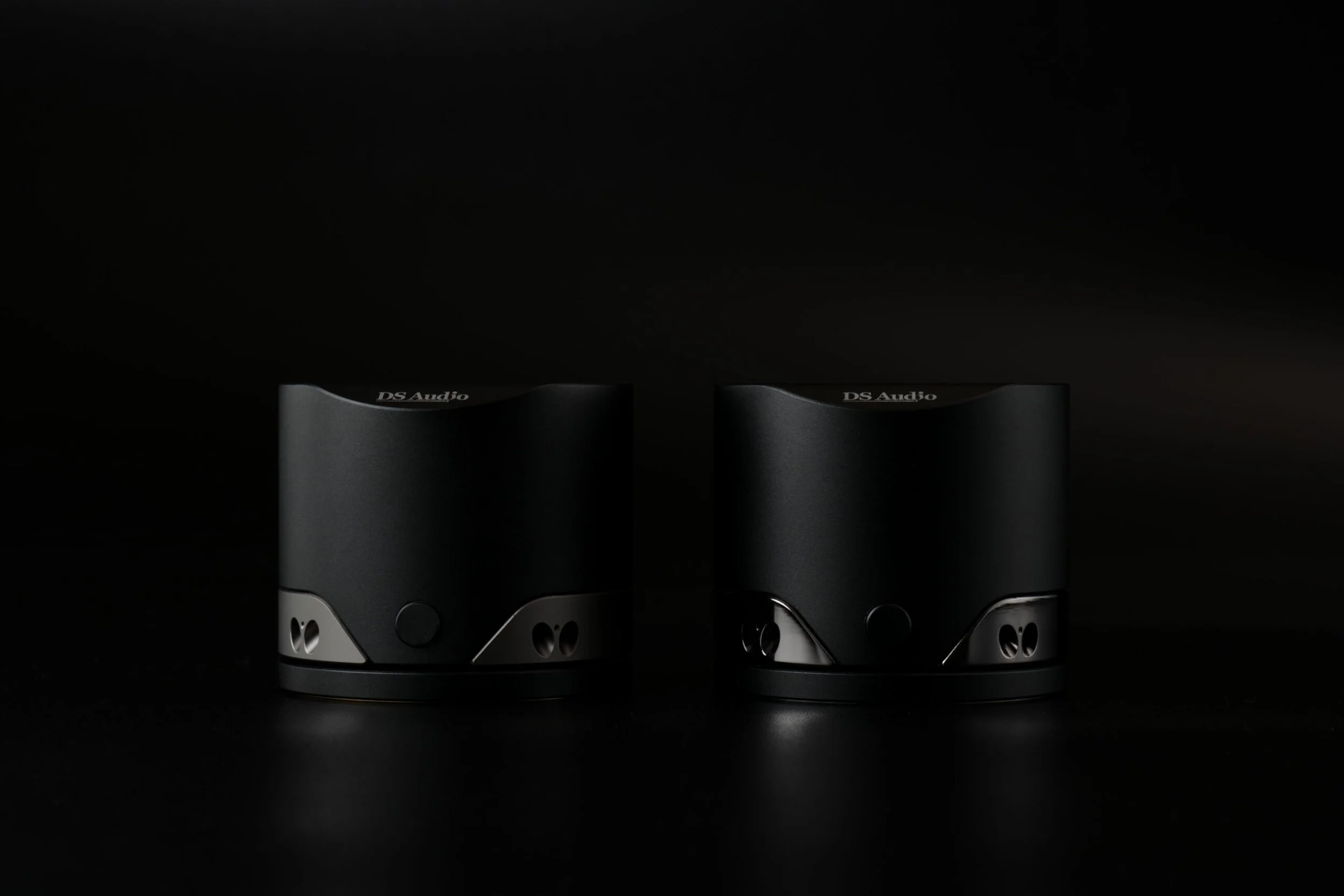 Premium vinyl record stabilizer with eccentricity detection
