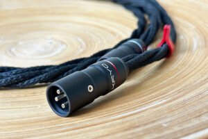 IKIGAI /  Digital Cable / Kinzan AES/EBU  / .75 Meter