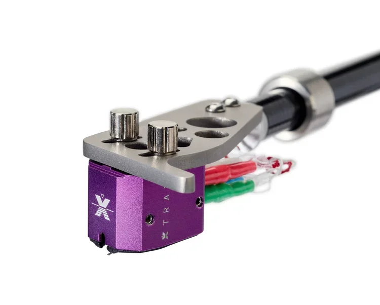 High-end Vertere SG-II Precision tonearm for vinyl playback