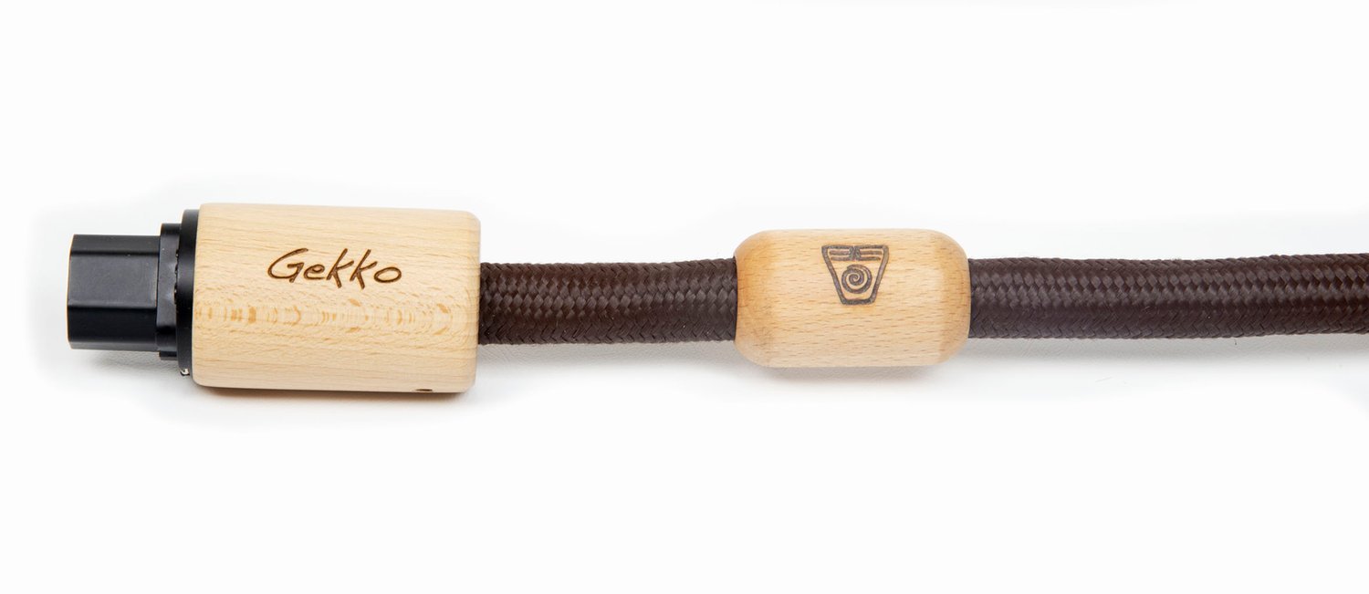 Gekko Cables Earth 1 Meter3.jpg