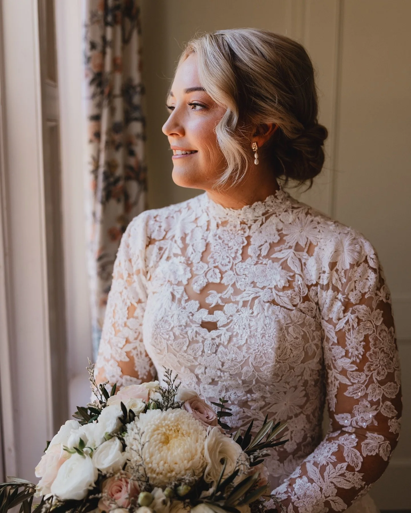 A few of the 24hr previews from the perfect heartfelt September wedding of Sam &amp; Chloe 🌸 
 #wedding #bride #groom 
#weddingphotography #weddingphotographer #wedding #groom #bride #elopment #engagement #southaustralia #southaustralianphotographer