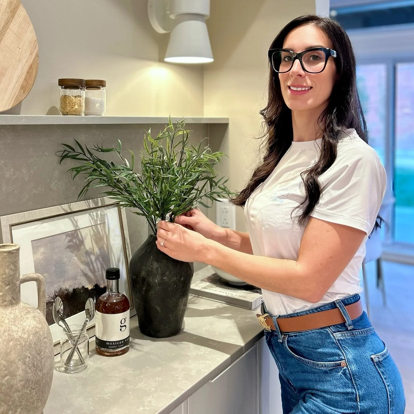 Somewhere between styling, planning, and a touch of chaos that&rsquo;s where I feel most at home. 

&bull;

#SimasInteriors #SandraSimas #StyledToSell #HomeStagerLife #HomeTransformation #HomeStaging #PropertyStyling #RealEstateDesign #CanadianHomeSt