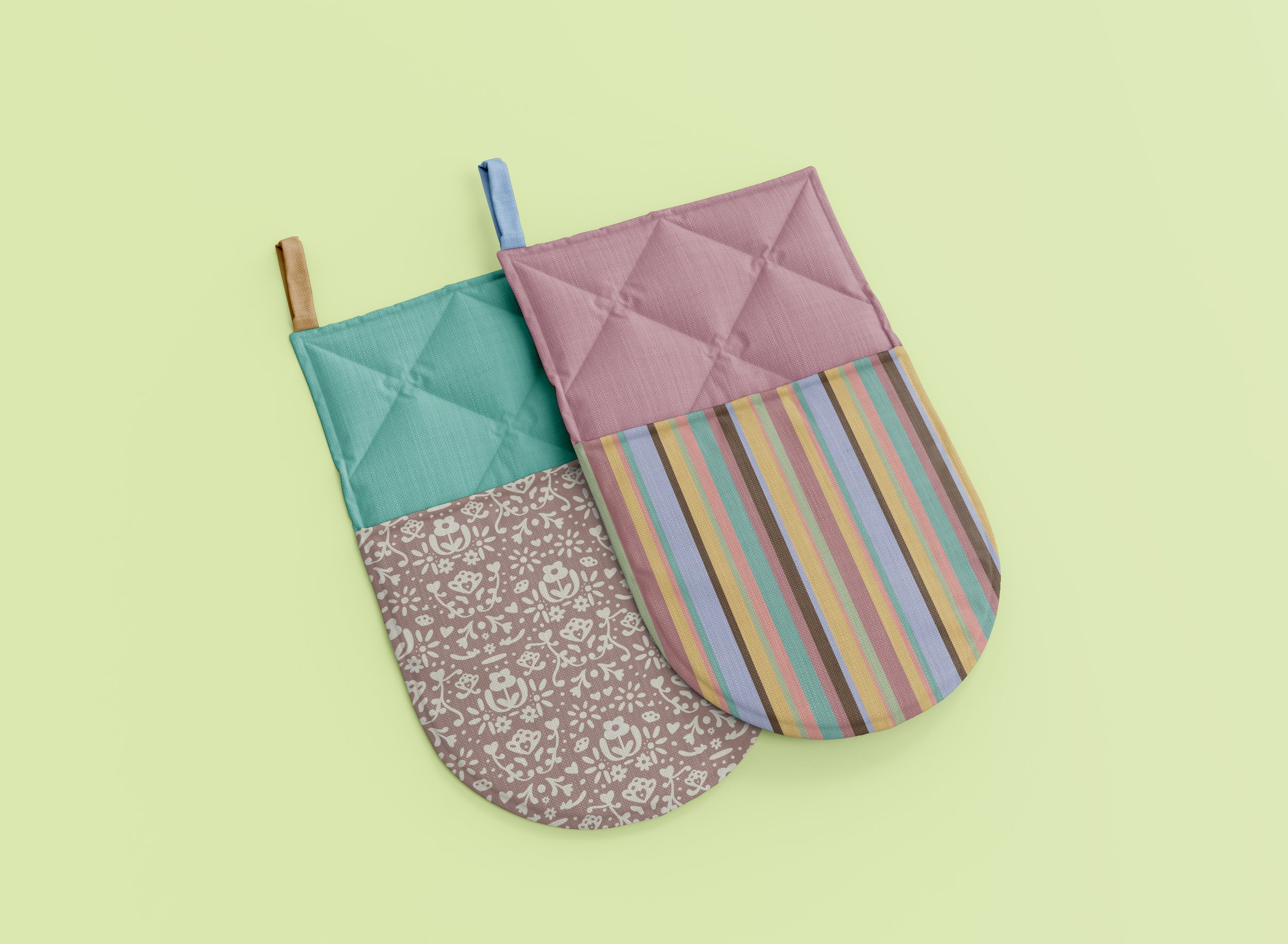 oven mits mockup.jpg