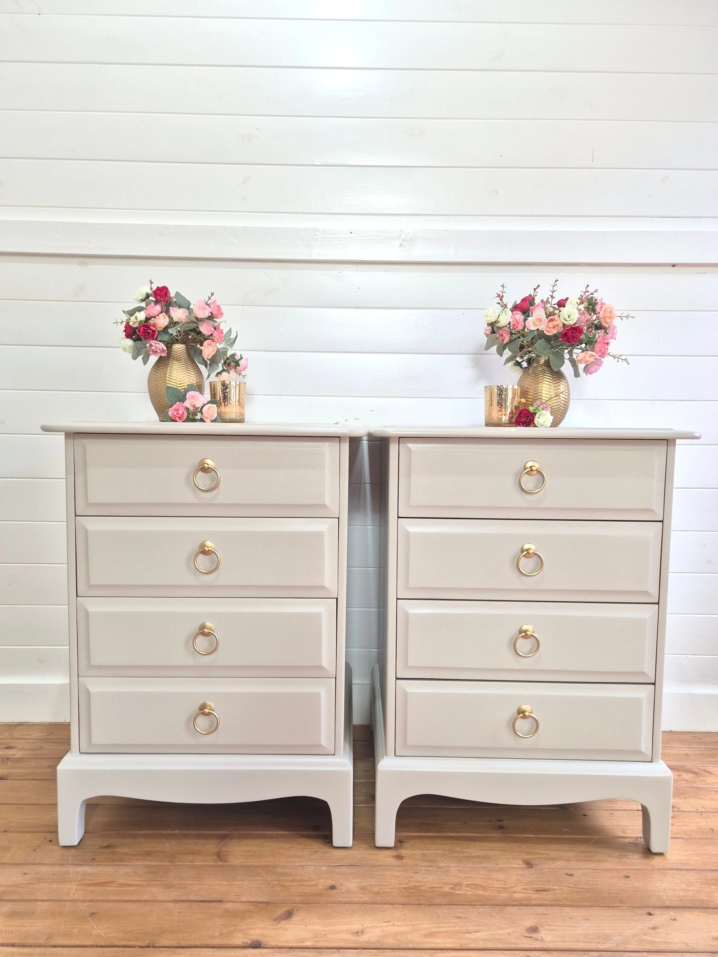 Pair of Stag Minstrel xl Bedside drawers 