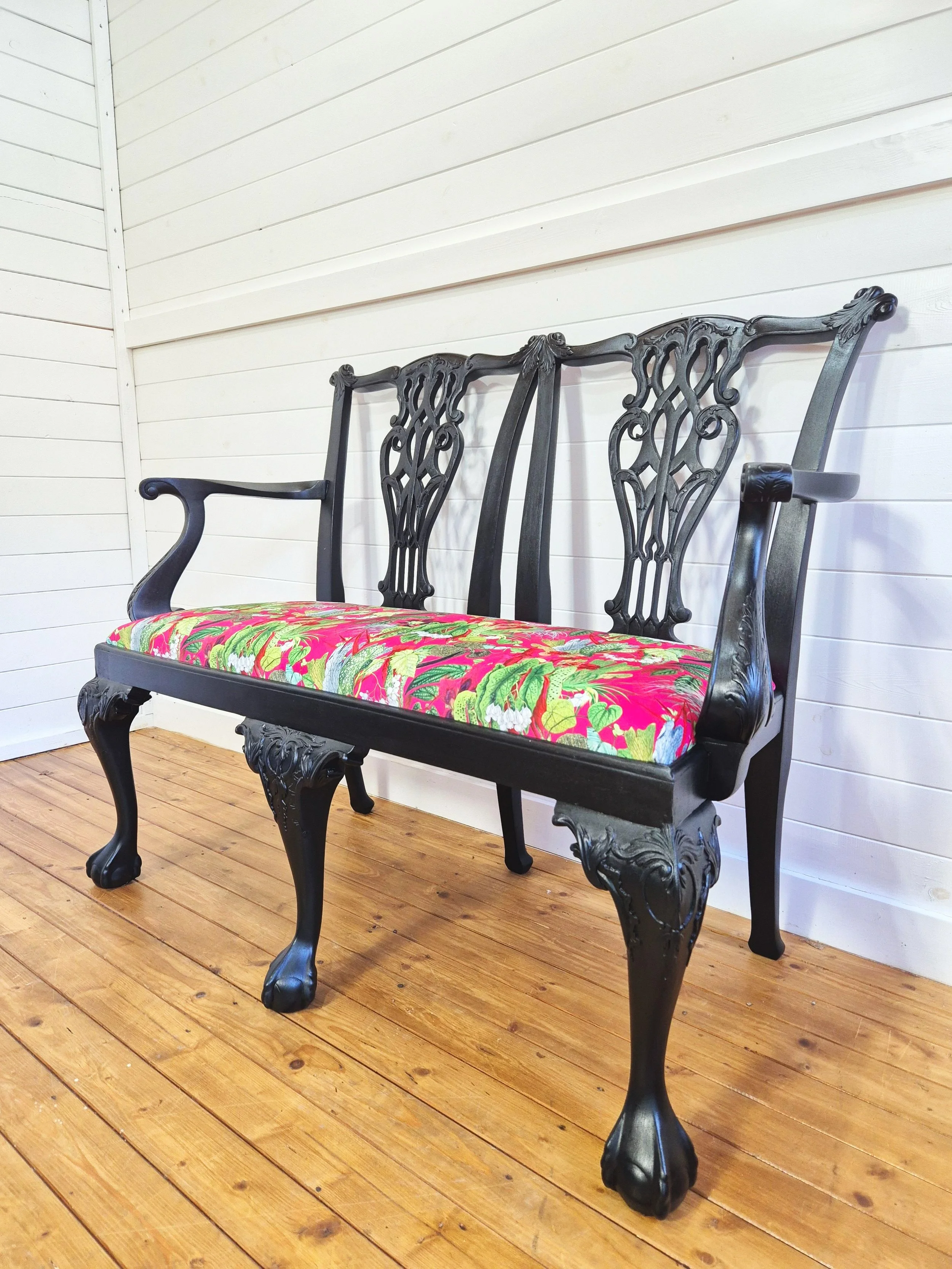 Antique Chippendale style Love Seat / Sofa / Bench 