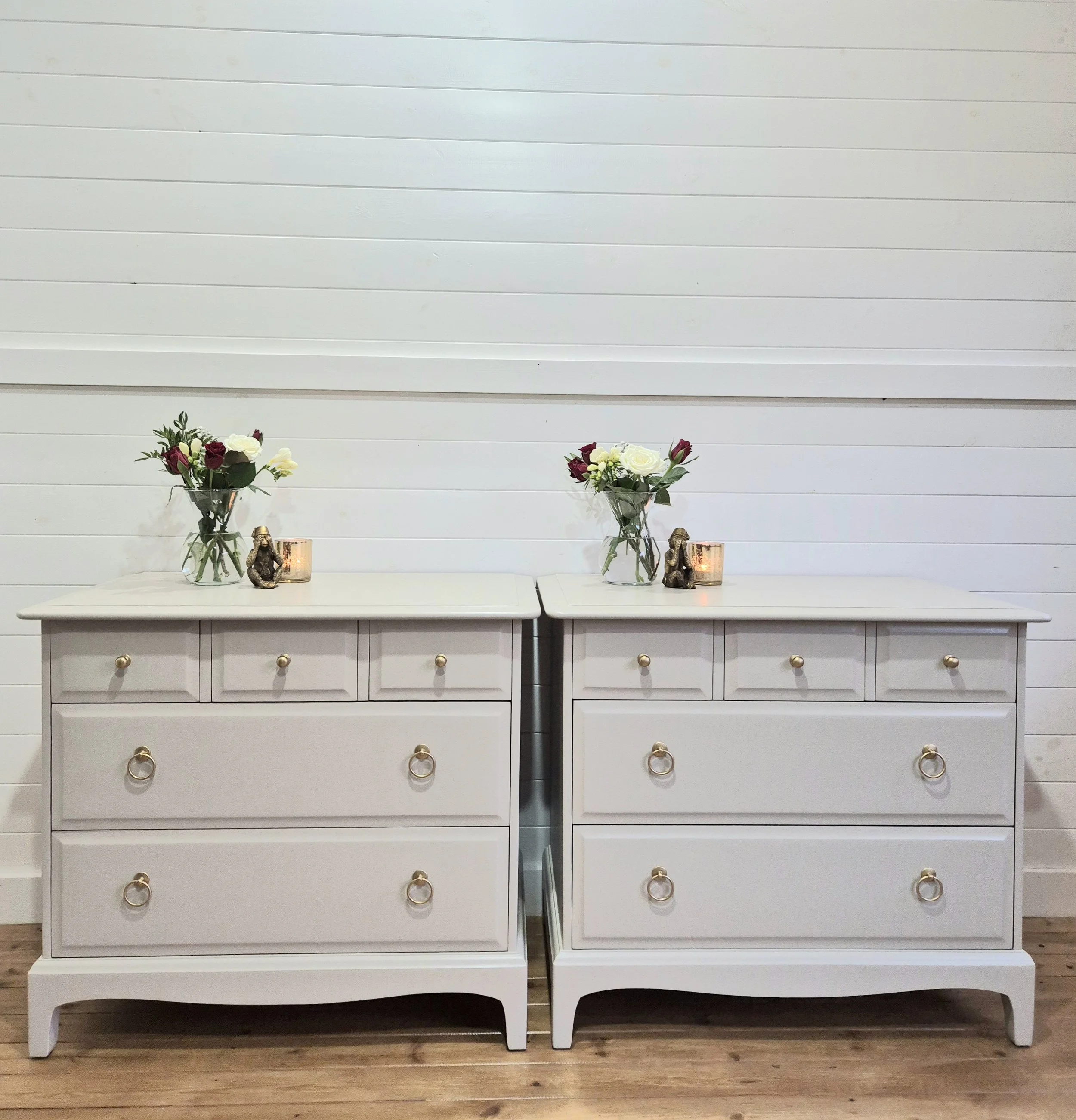 Pair of Stag Minstrel 3/2's finished in Cashmere 