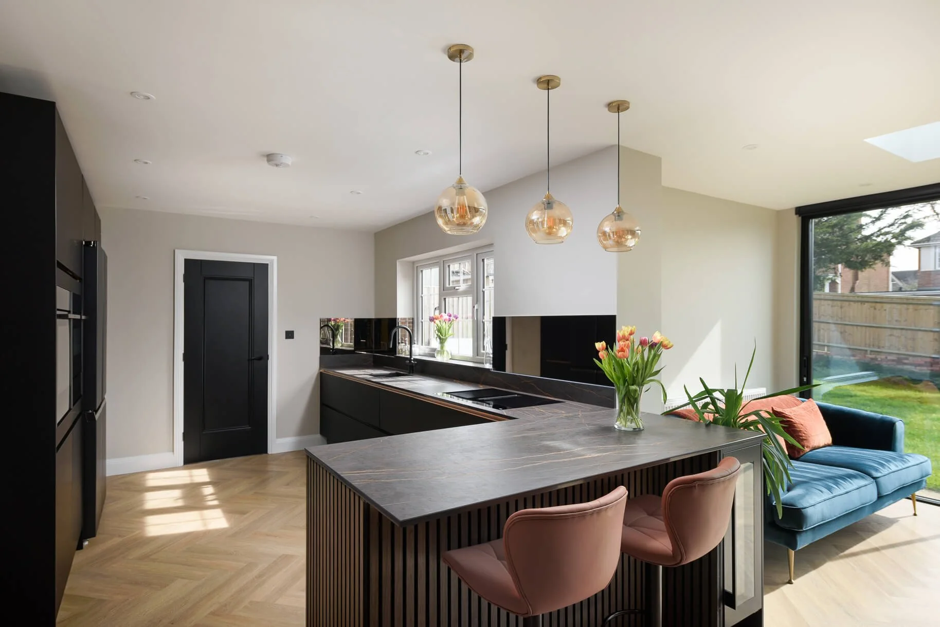 Black & Wood Modern Kitchen in Hazlemere 