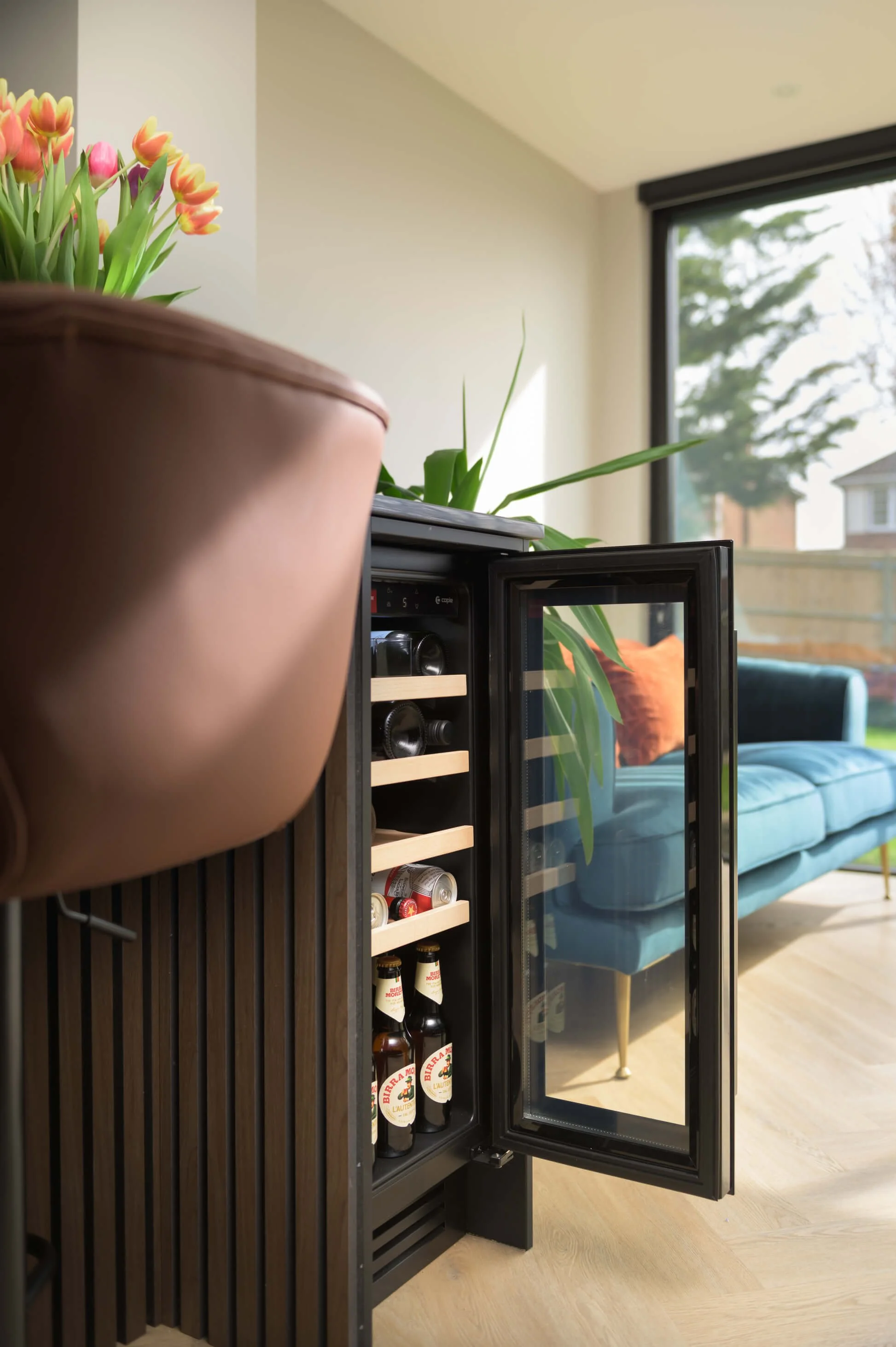 Black & Wood Modern Kitchen in Hazlemere 