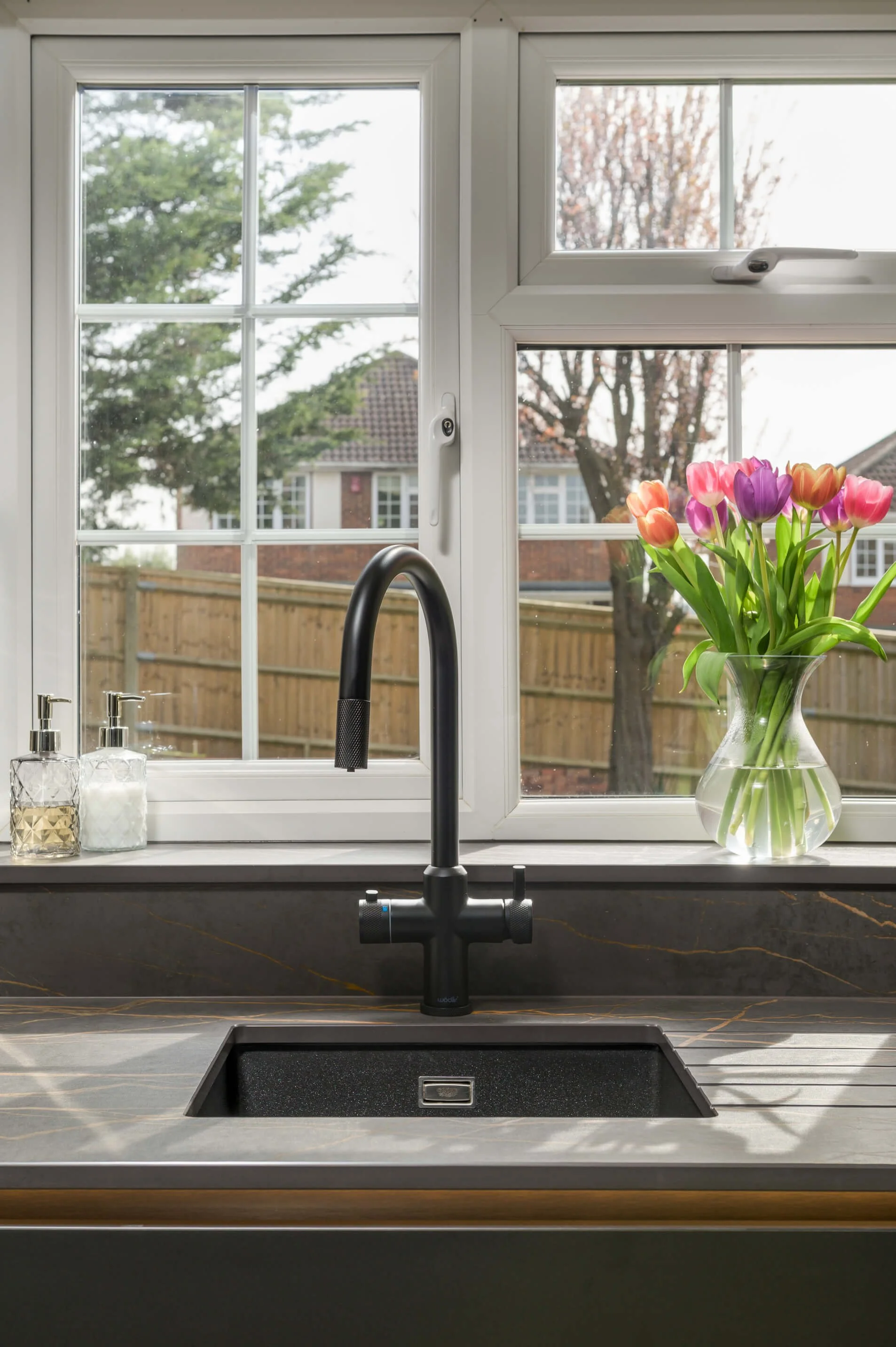 Black & Wood Modern Kitchen in Hazlemere 