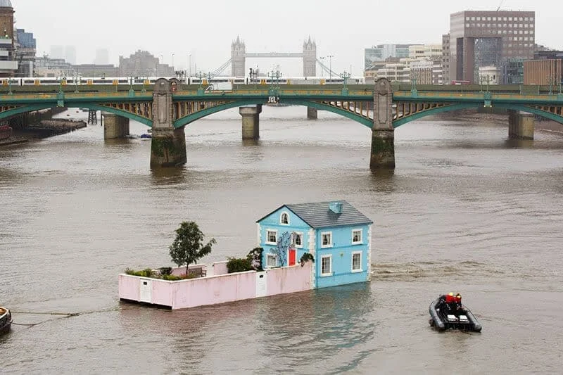 #FloatingHouse