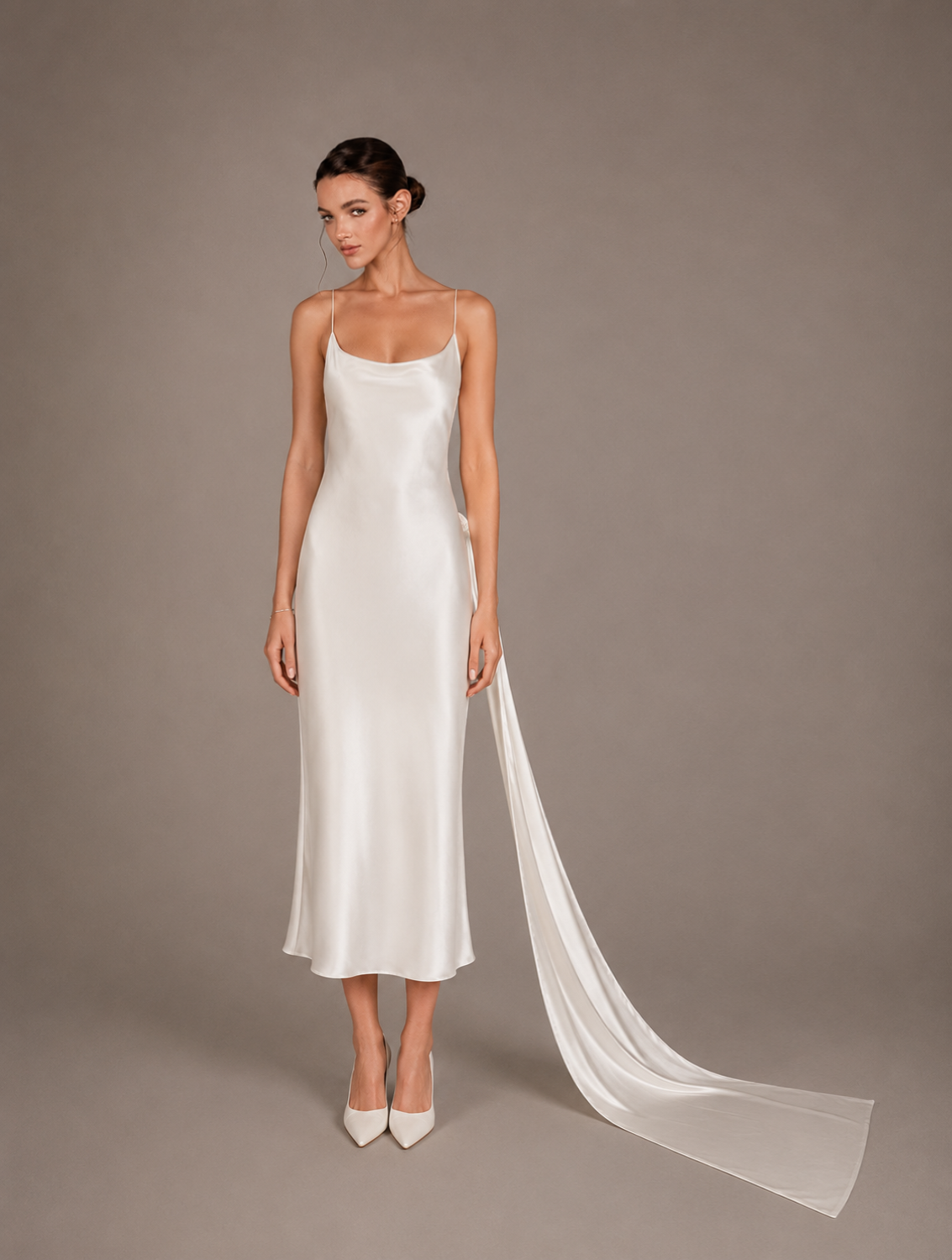 NOAH GOWN