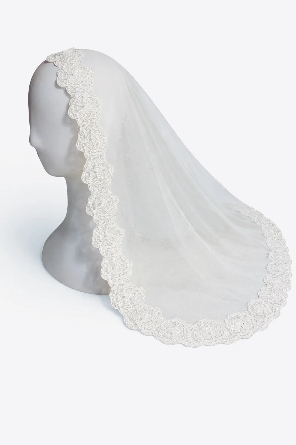 Erin Rose Mantilla Veil