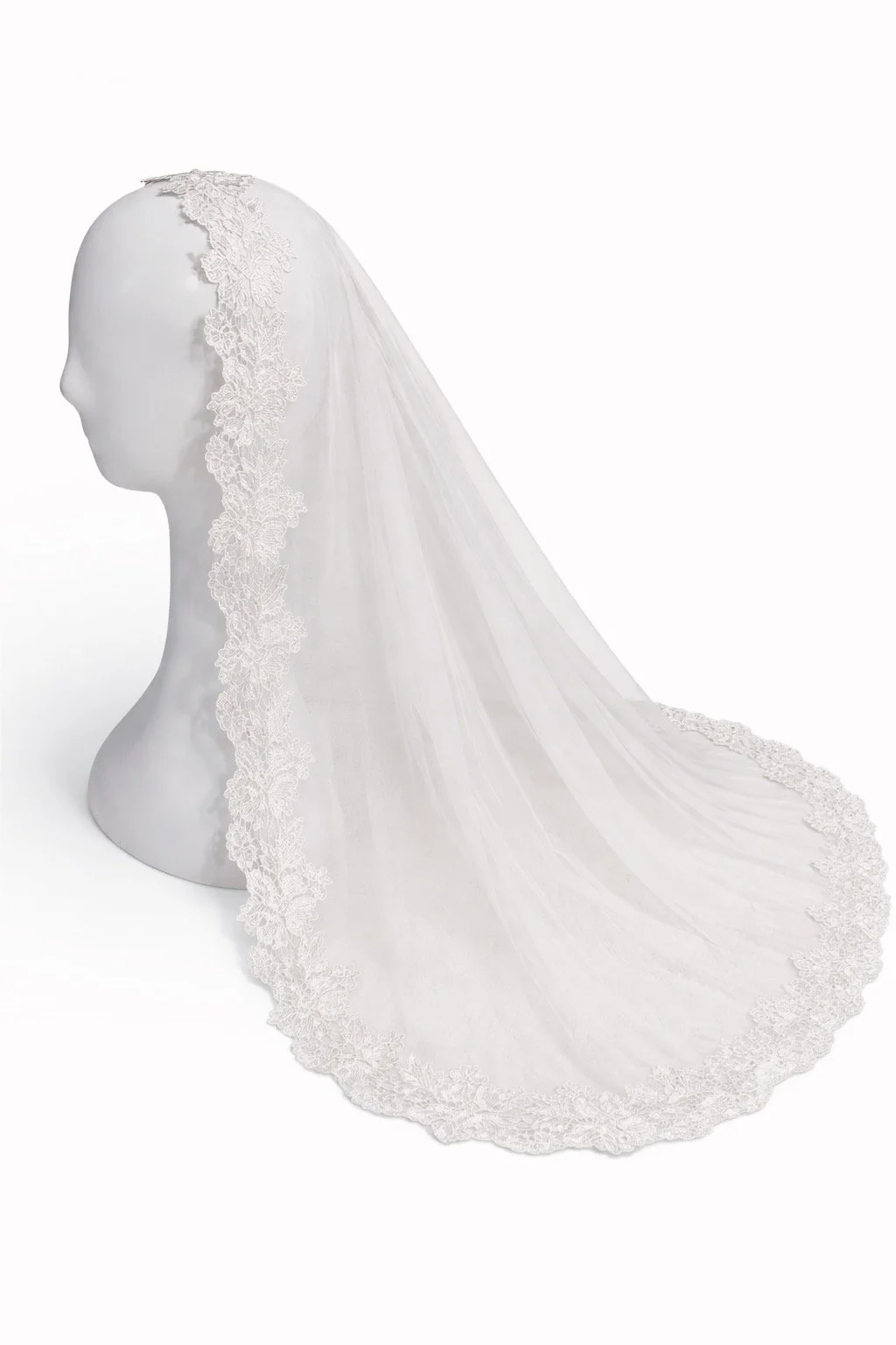 Rivendell Mantilla Veil