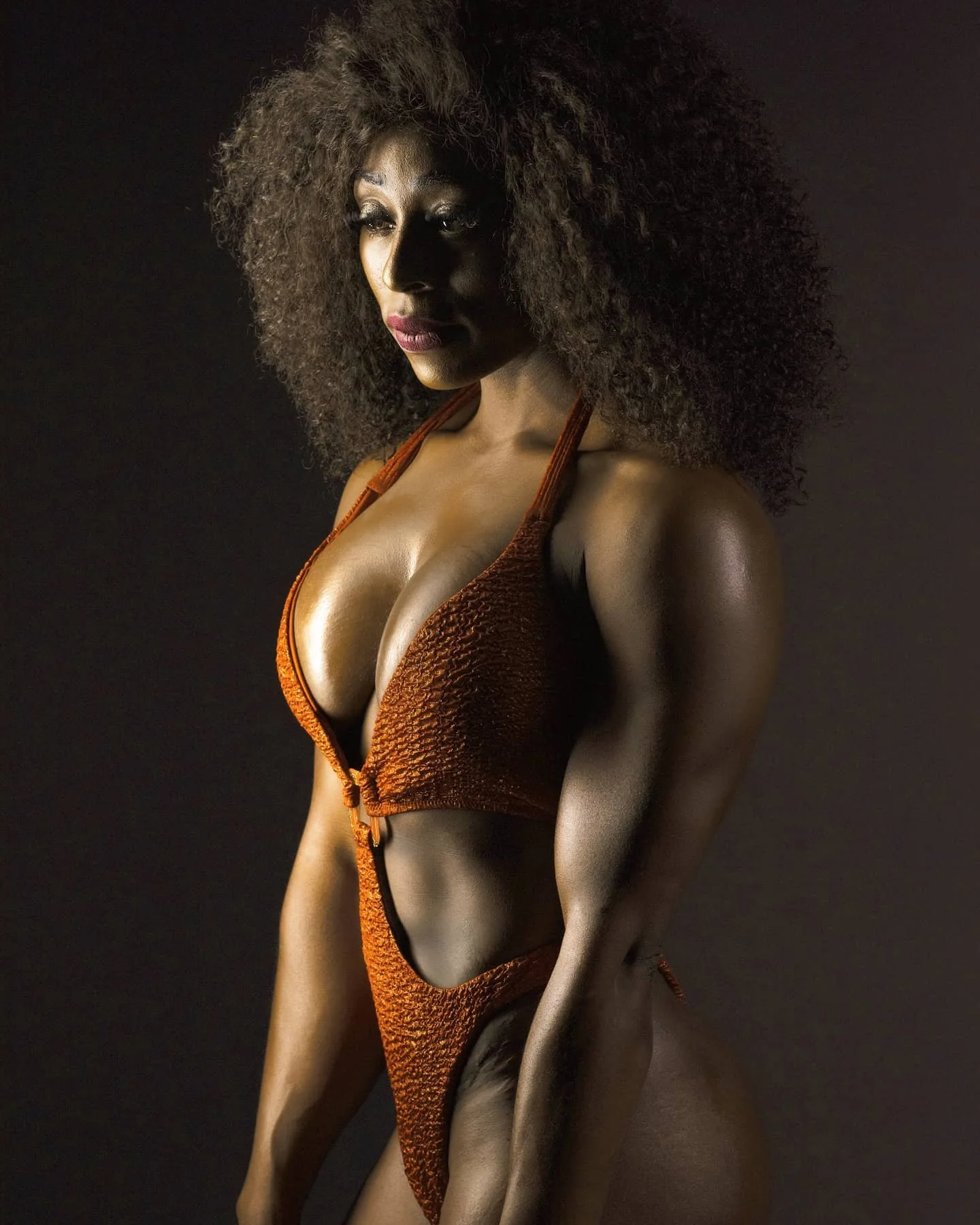 Work for @kenyanvibesgirl the fitness-beauty

You never know how strong you are, until being strong is the only choice you have..

#strongwomen #fitnessgirl #fitnessathletes #blackisbeautiful #offseason #beautifulpeople #goodcharacter #charakterportr