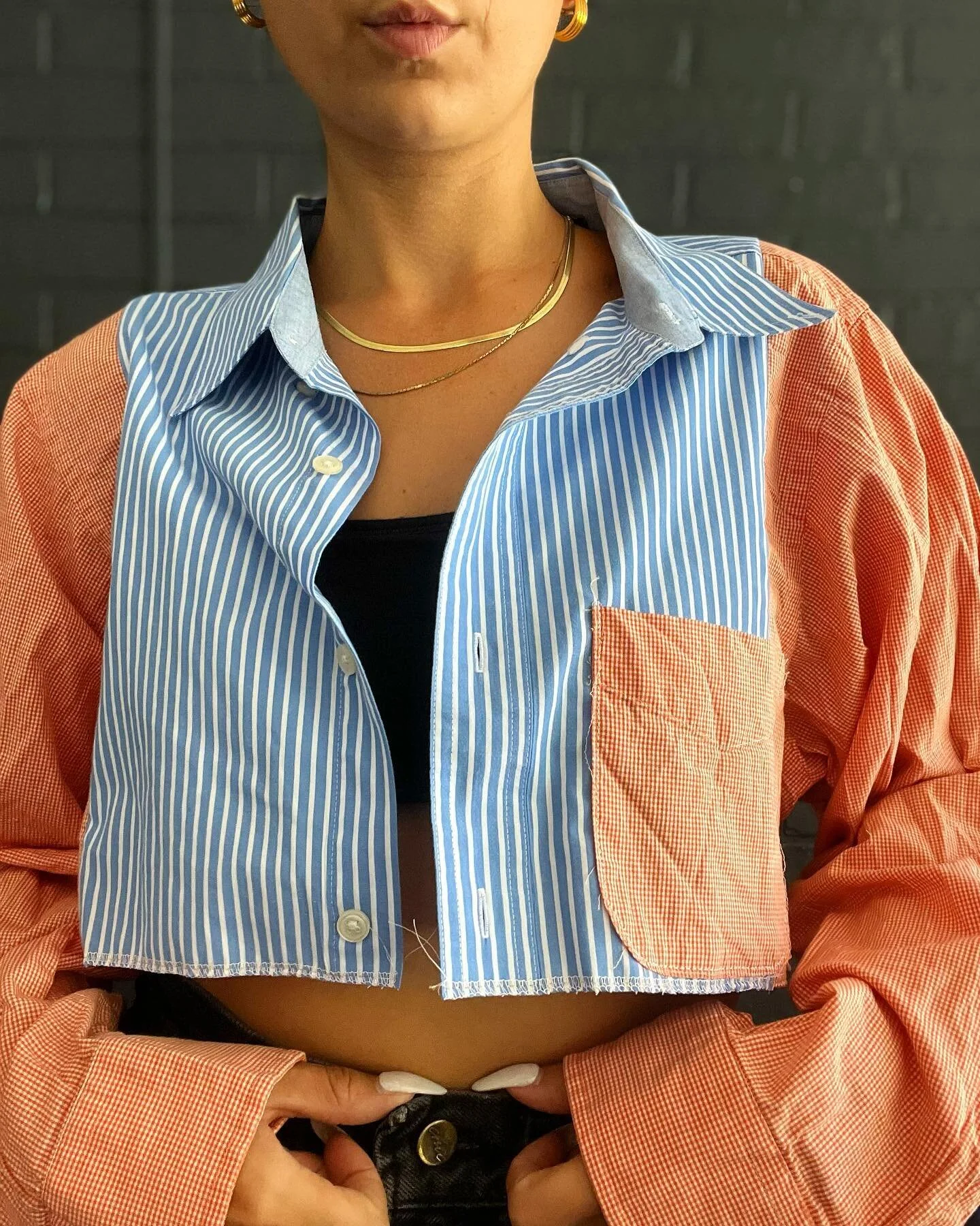 Mens button ups ➡️ cute crop tops 
.
Available at xancoclothing.com
.
.
.
.
.
.
.
.
.
.
.
.
.
#slowfashion #upcycle #upcycledfashion #upcycled #secondhandstyle #upcycling #repurposedclothing #reuseclothing #recycleclothing #ecofashion
#sustainable #r