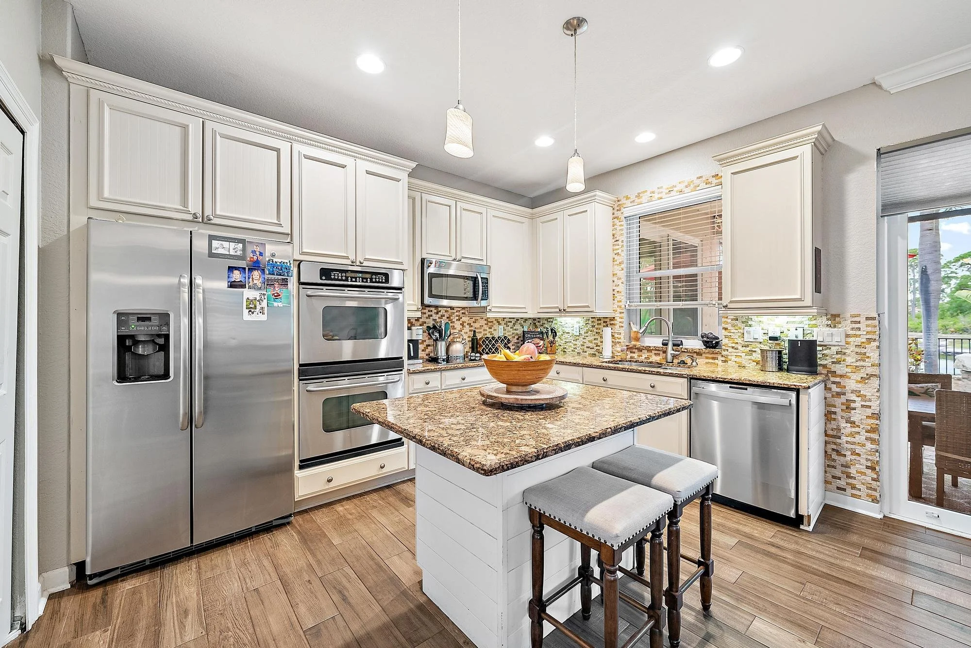 6126 SE Split Oak Trail-22.jpg