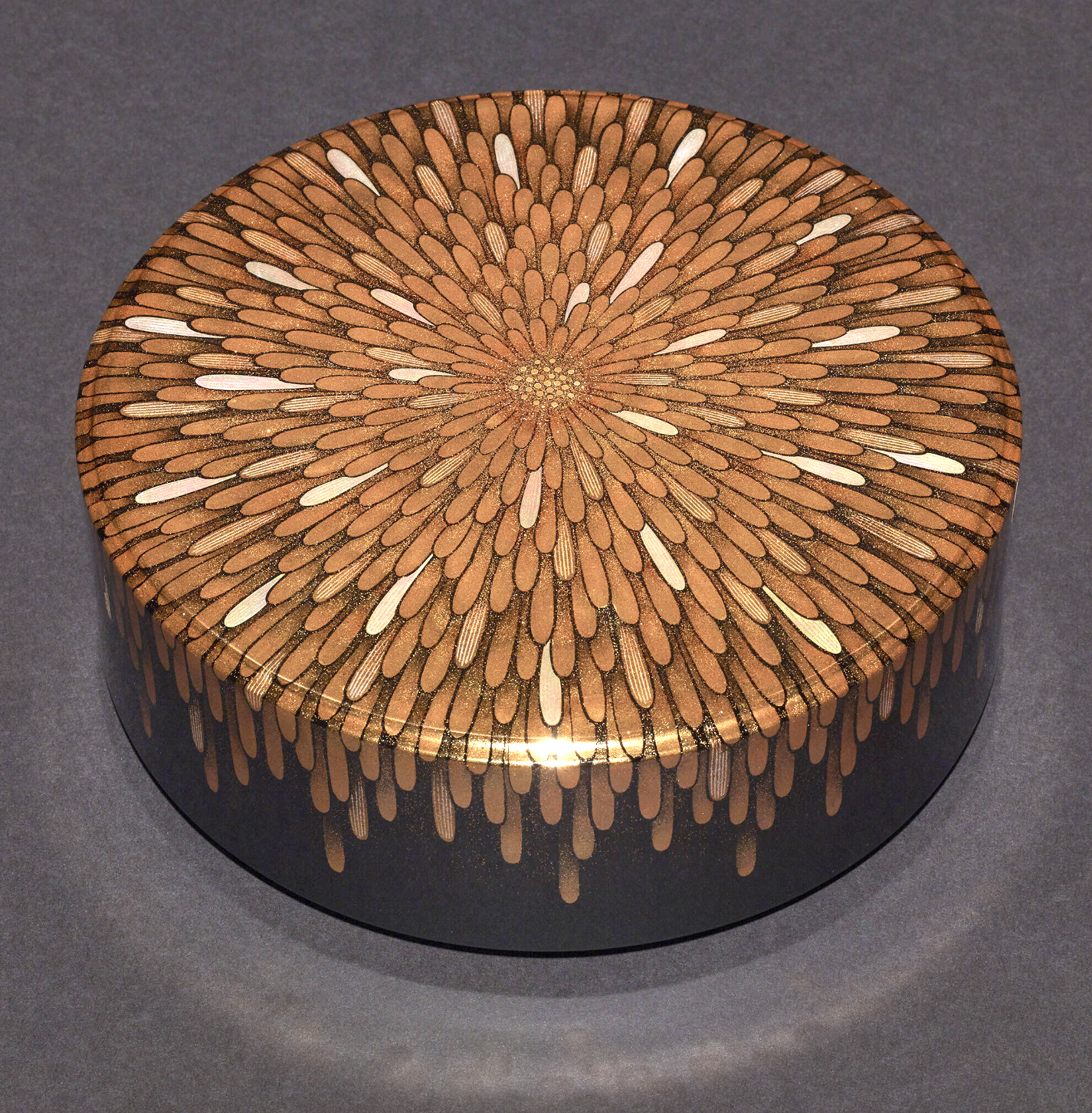 REVIEW: Urushi Now - Contemporary Japanese Lacquer at the V&amp;A Museum, London