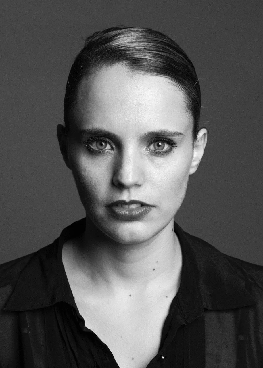 Anna_Calvi_Portrait 0141.jpeg