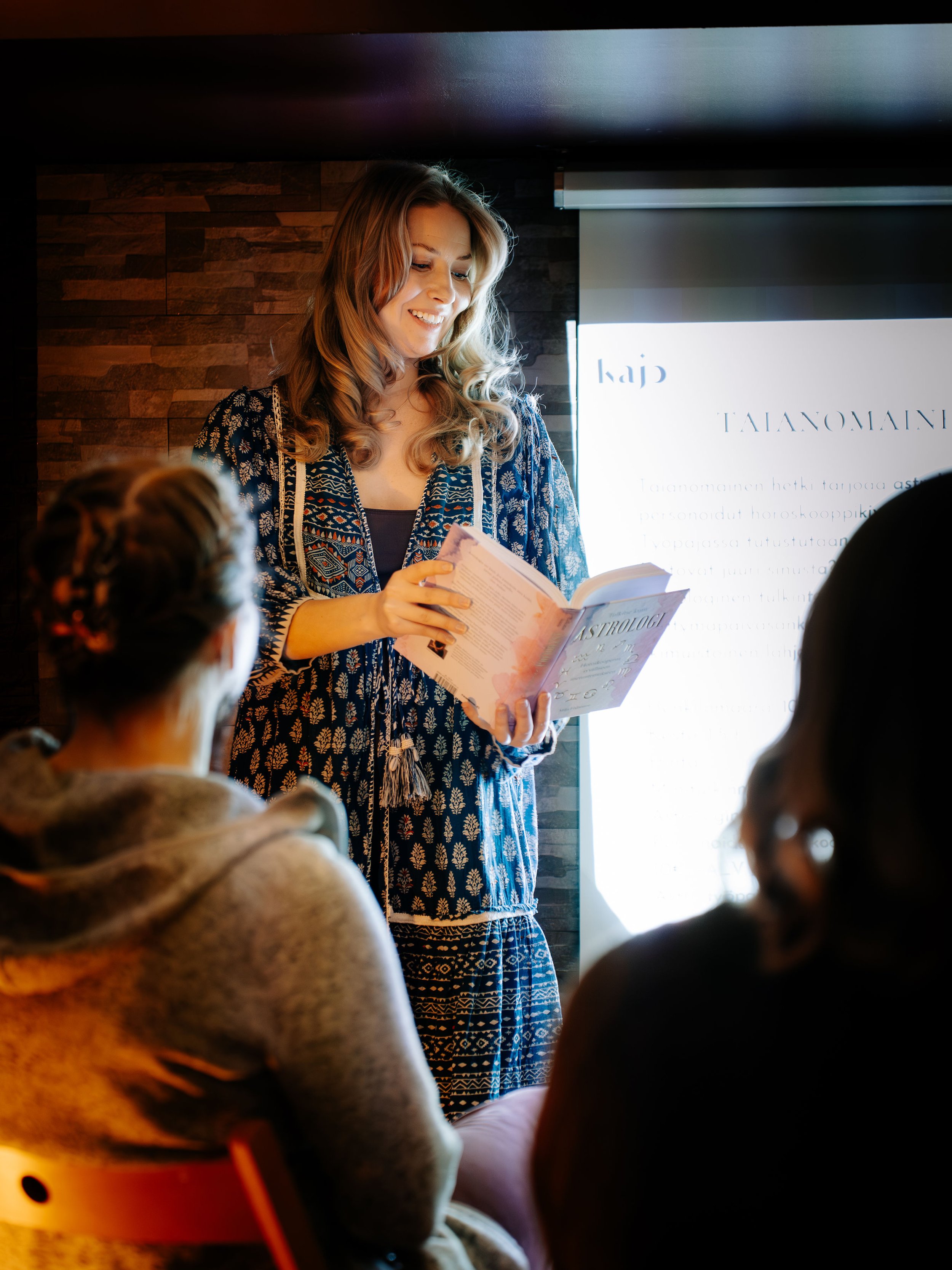 Astrologinen luento.jpg