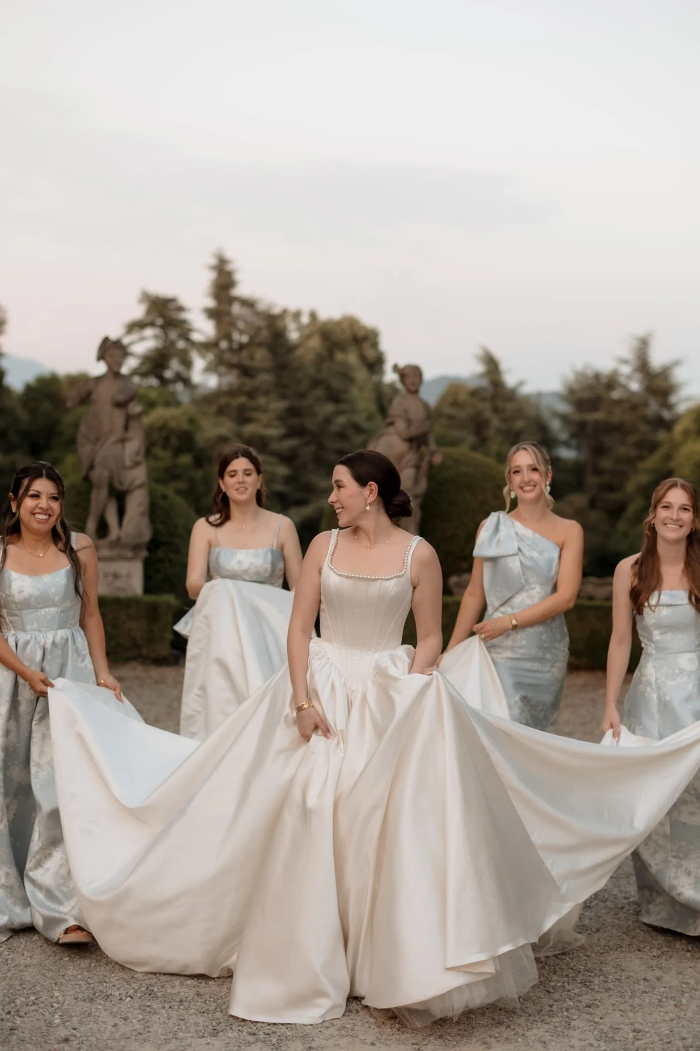 bridesmaids-bride-lake-como-style.jpeg