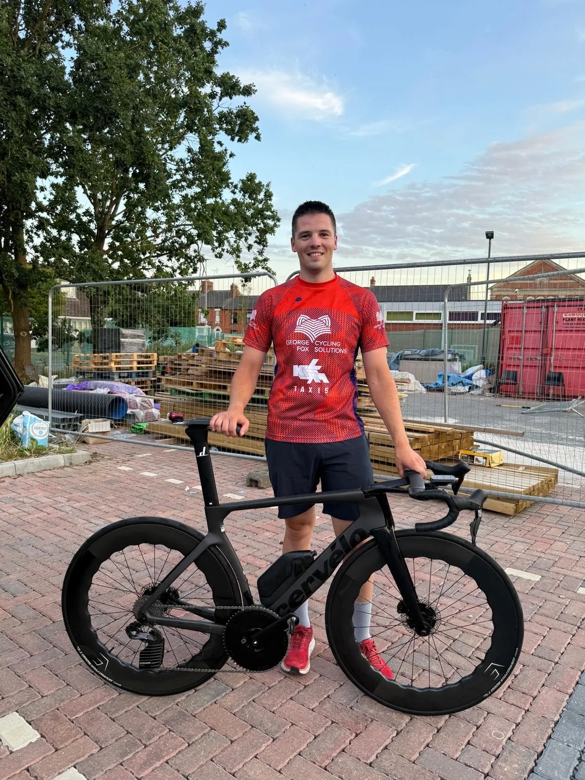 BBC News article - Cycling coach dismayed  by 'hatred' after near miss