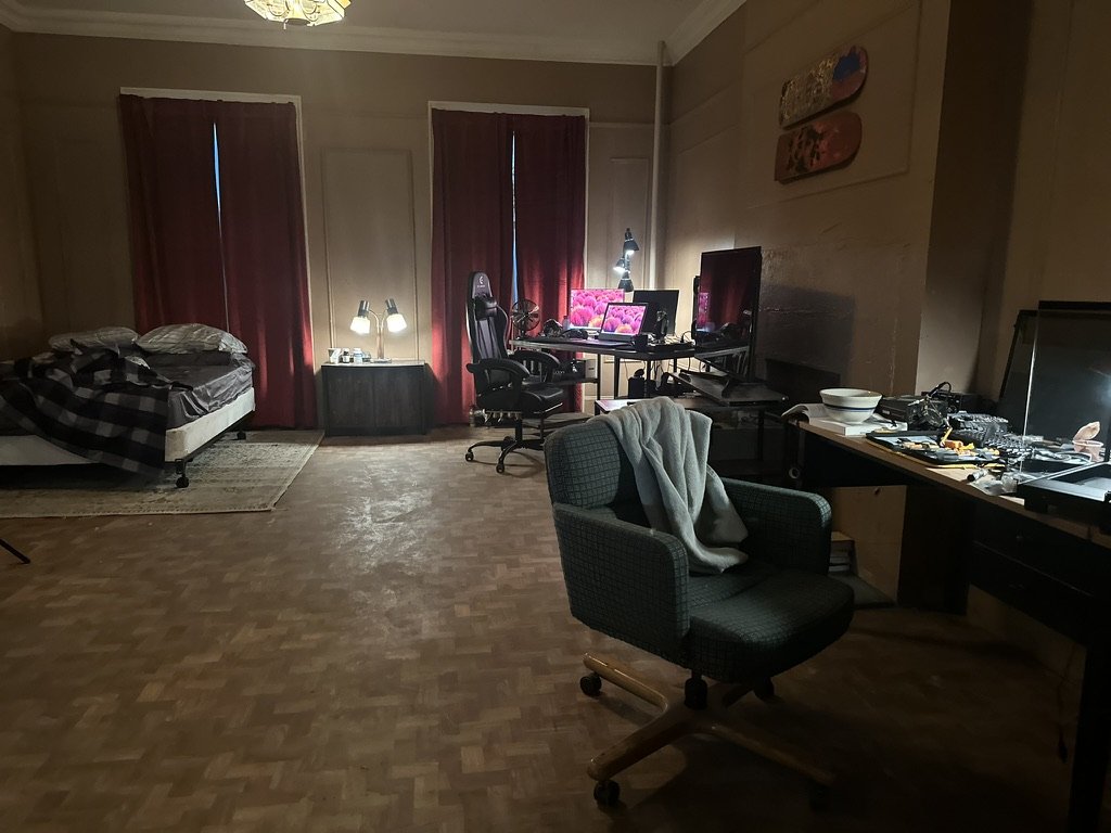 Ep 610 "Jay's Apt" Set Build