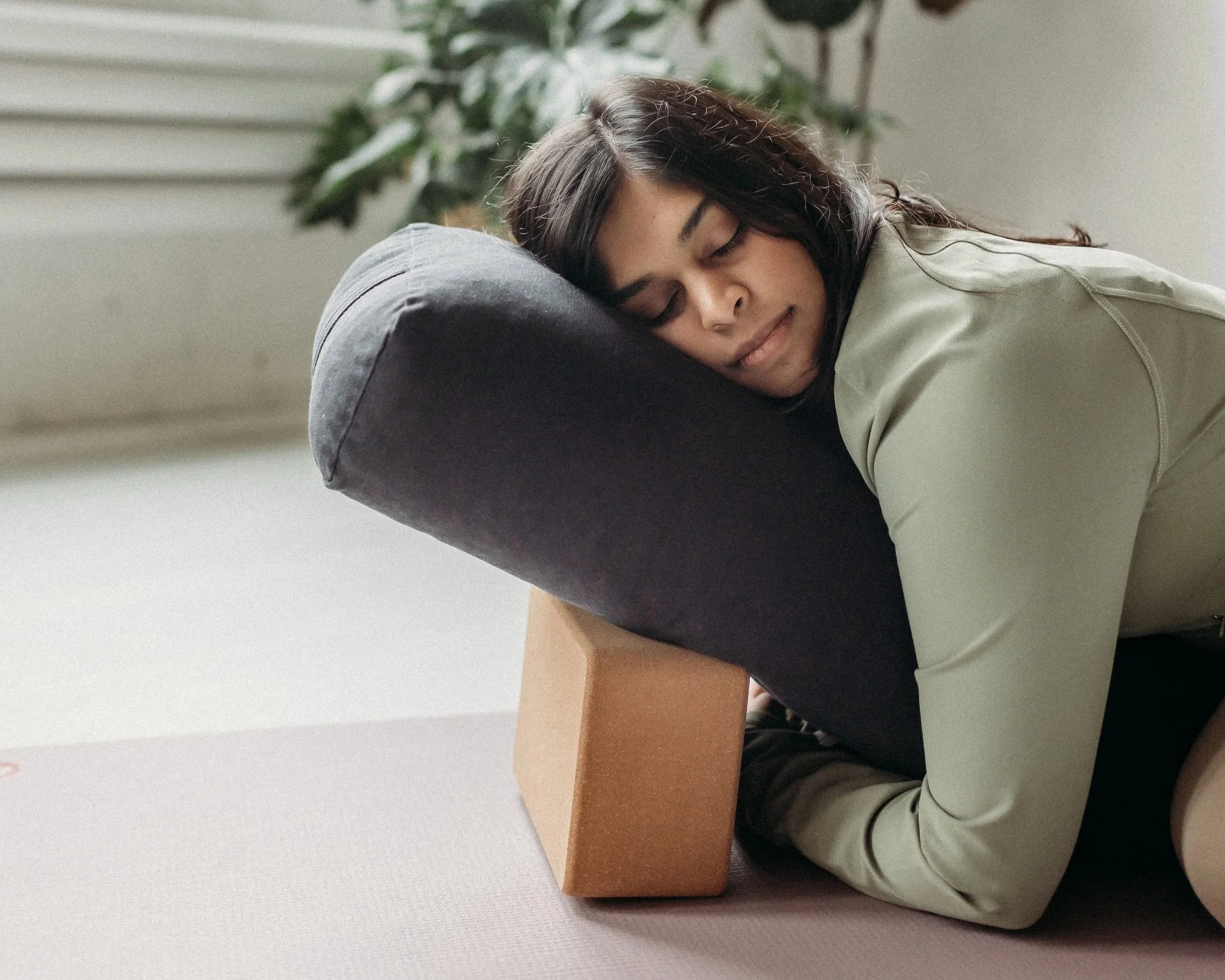 Creating Tech-Free Hours to Restore Creativity, Calm, and Presence