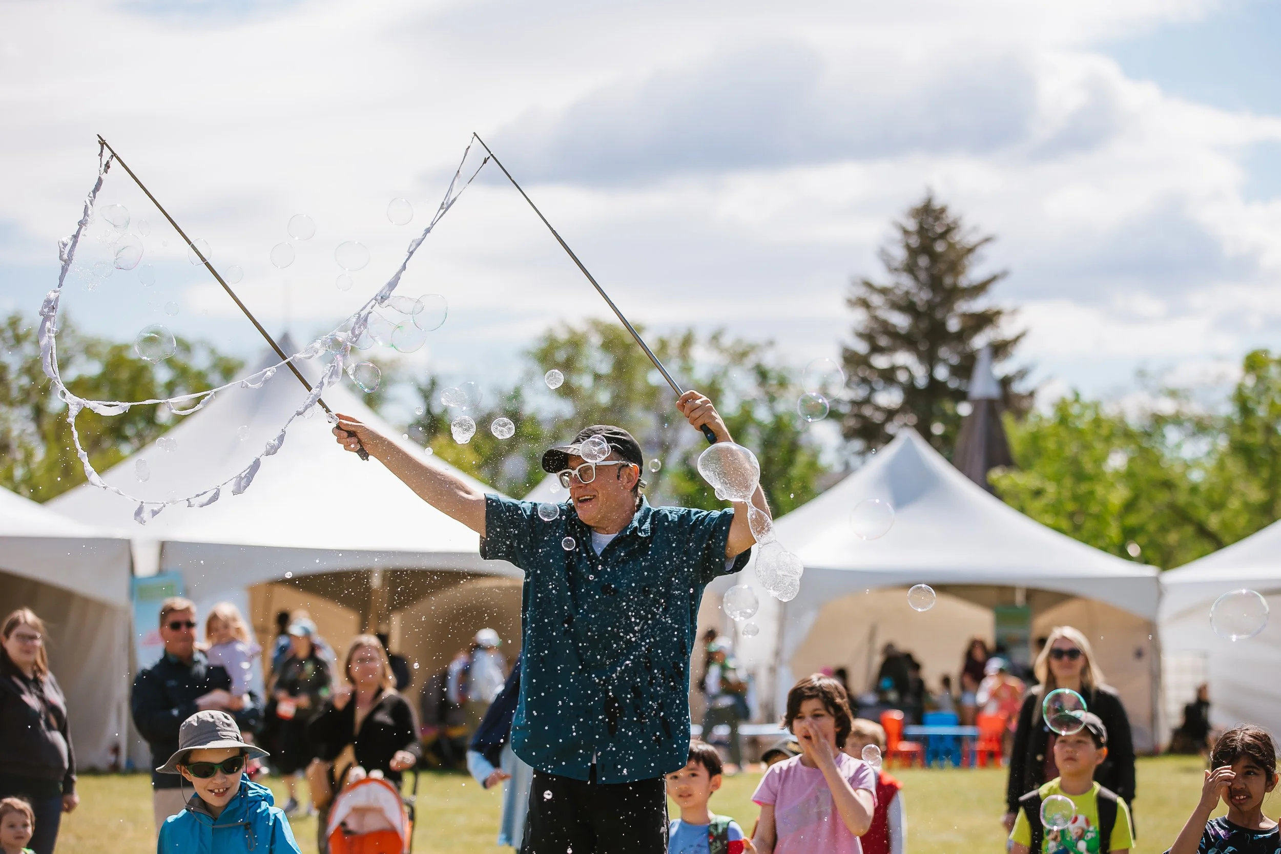 Matt Henry’s Big Bubble Show