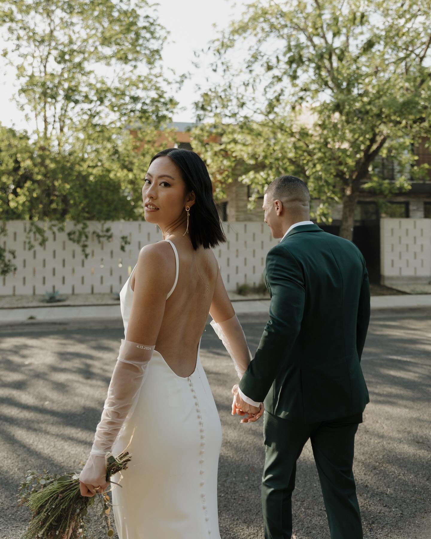 Officiated, hosted AND photographed my best friend&rsquo;s wedding last weekend. What a freaking BLAST it was. It is honestly one of my most favorite memories now. 

Connie &amp; Kyle hosted an intimate wedding in my backyard with their closest famil