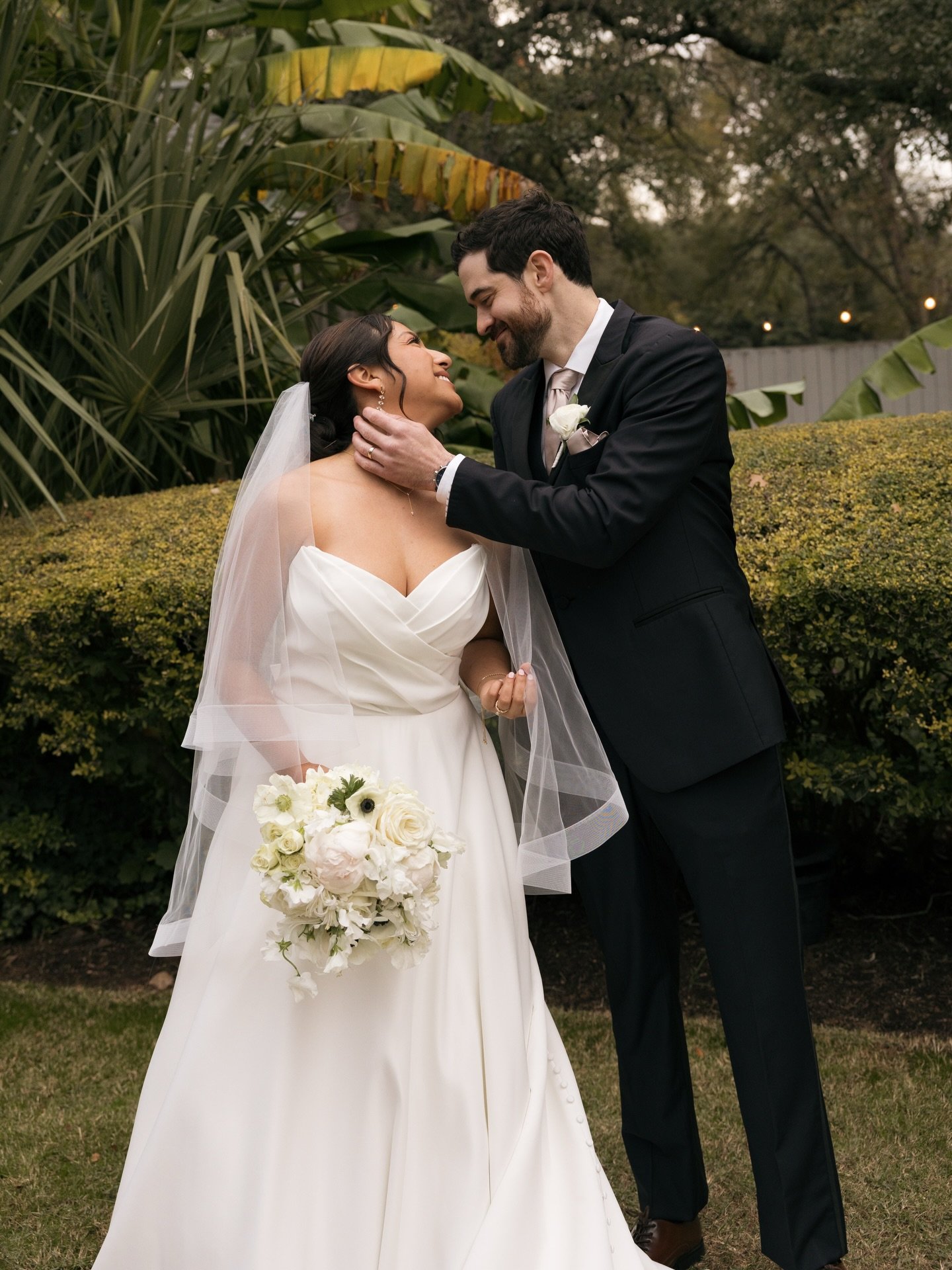 Amanda &amp; Jeff this December. The most in-love couple you&rsquo;ll ever meet. Spending their wedding day with them was one of the best ways to wrap the 2025 wedding season.