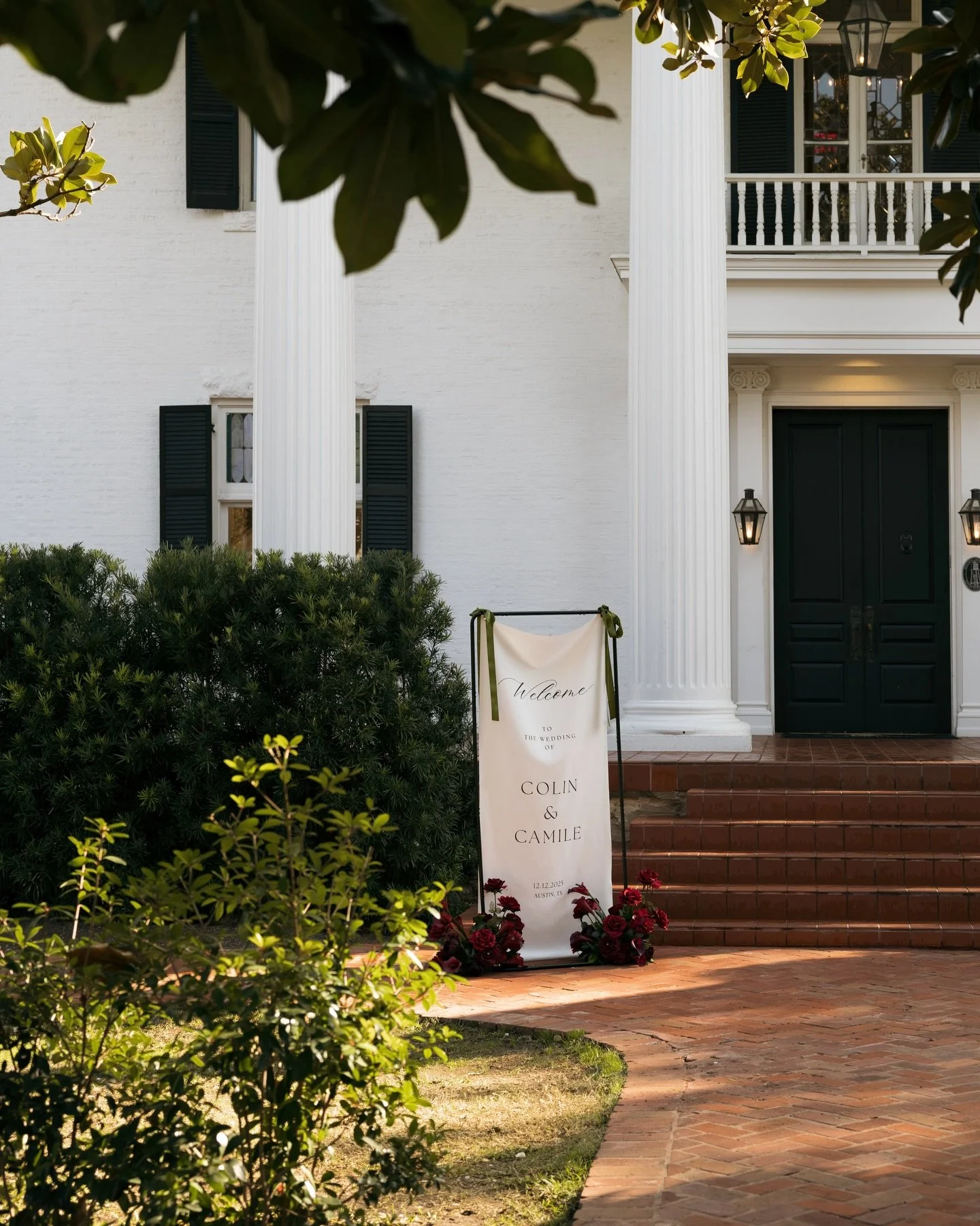 Moments &amp; details from Camile and Colin&rsquo;s December wedding deserved their spot as my first post of 2026. Sharing more soon, but enjoy these for now ✨.