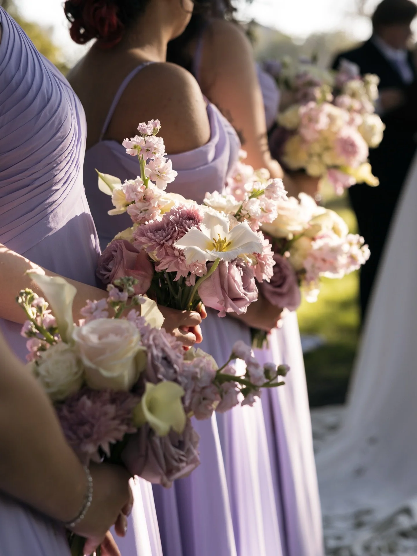 The type of photos you&rsquo;ll receive in your sneak gallery just a few days after your wedding. 

Bryan &amp; Carlie&rsquo;s consisted of beautiful pastels, celebrations and tears of joy all under lush Texas oak trees. 

@visionaries.events 
@chris
