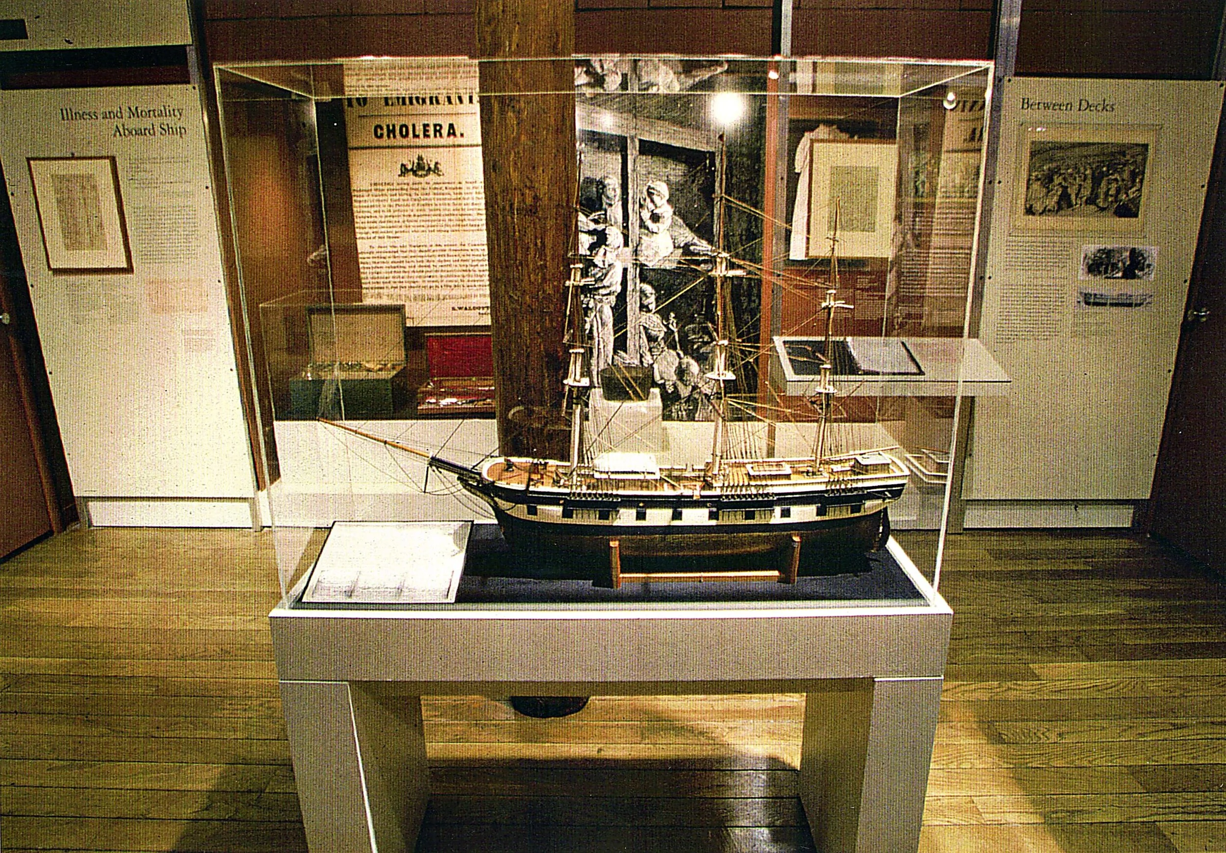 Packet ship Yorkshire, ship model. South Street Seaport Museum.