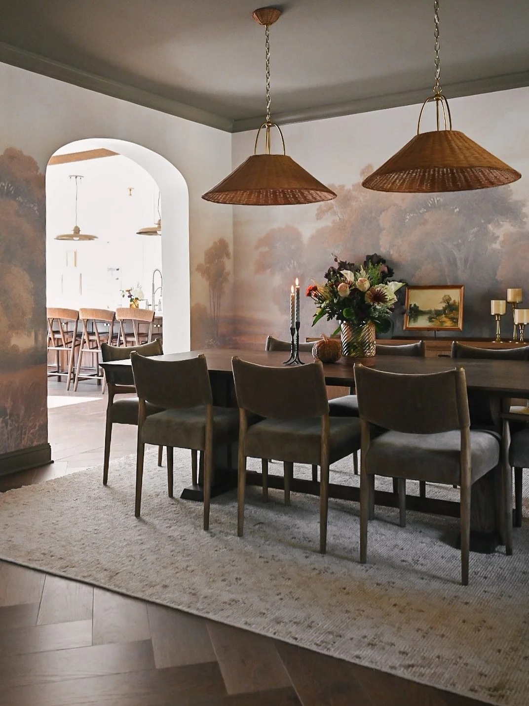 Wishing everyone a wonderful Thanksgiving!

Jason and I are counting our blessings today and always 🥰

____

#diningroomdesign #fourhands #diningroominspo #fallmood #wallpapermural #moodyinteriors