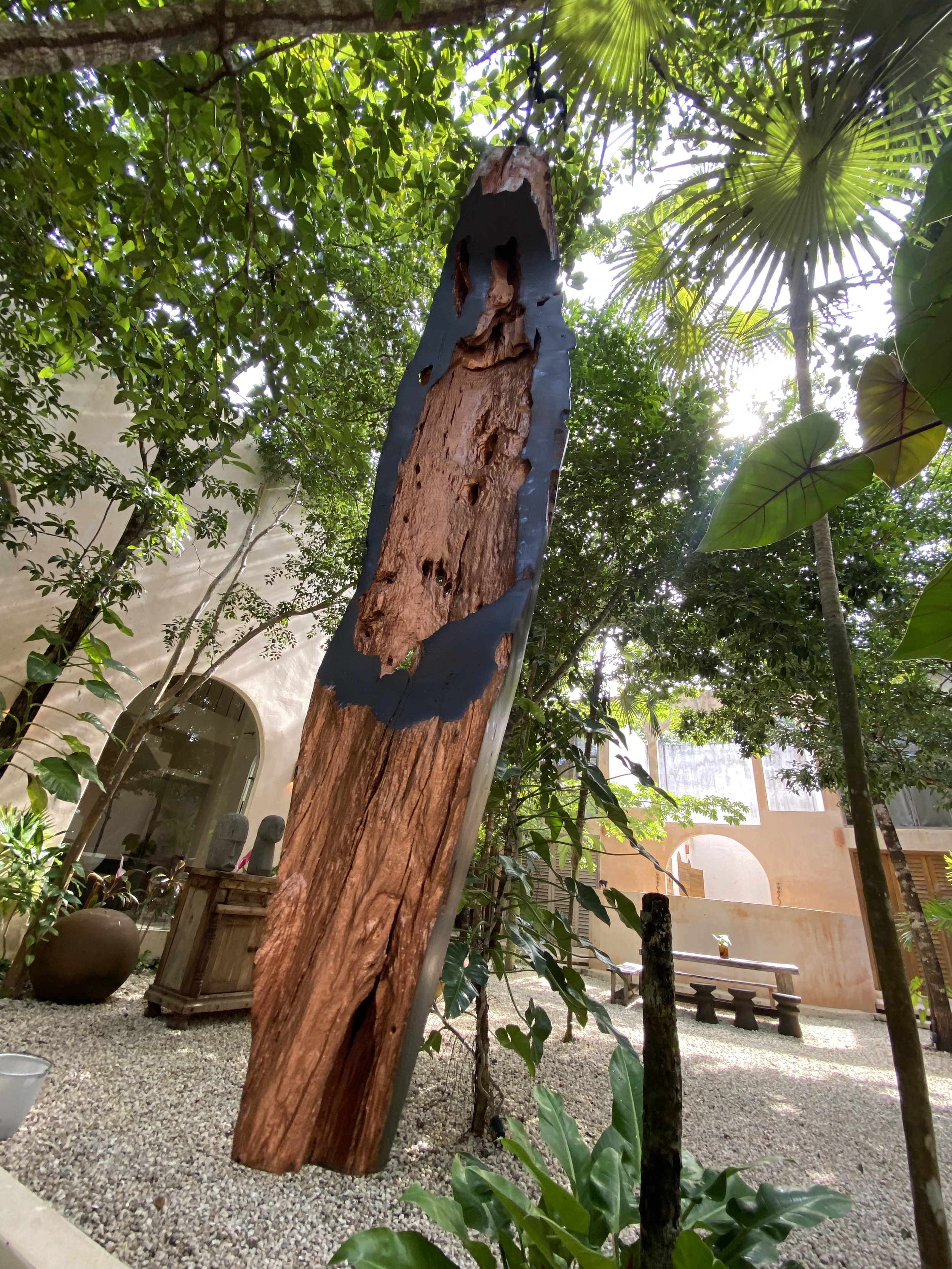 Sentry Ship Hanging (152 cm), Ziricote, Bronze, MXN $30,000 