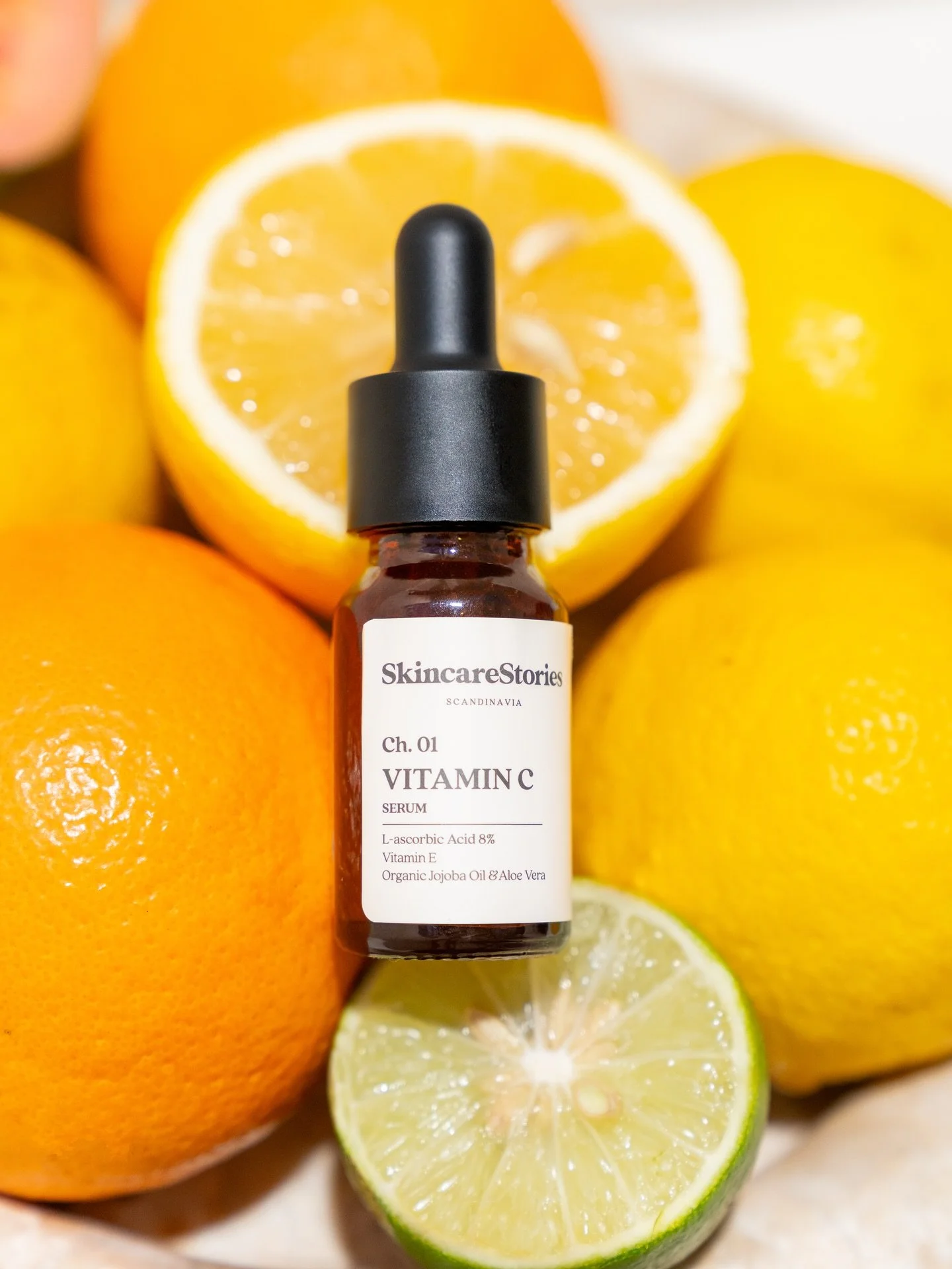 The + of our Vitamin C Serum?

x Freshly mixed for peak potency

x 8% pure L-ascorbic acid

x Brightens + targets hyperpigmentation

x Hydrates with a creamy, non-sticky texture

x Natural, vegan, fragrance-free
.
.
.
#vitamincproducts #vitamincserum