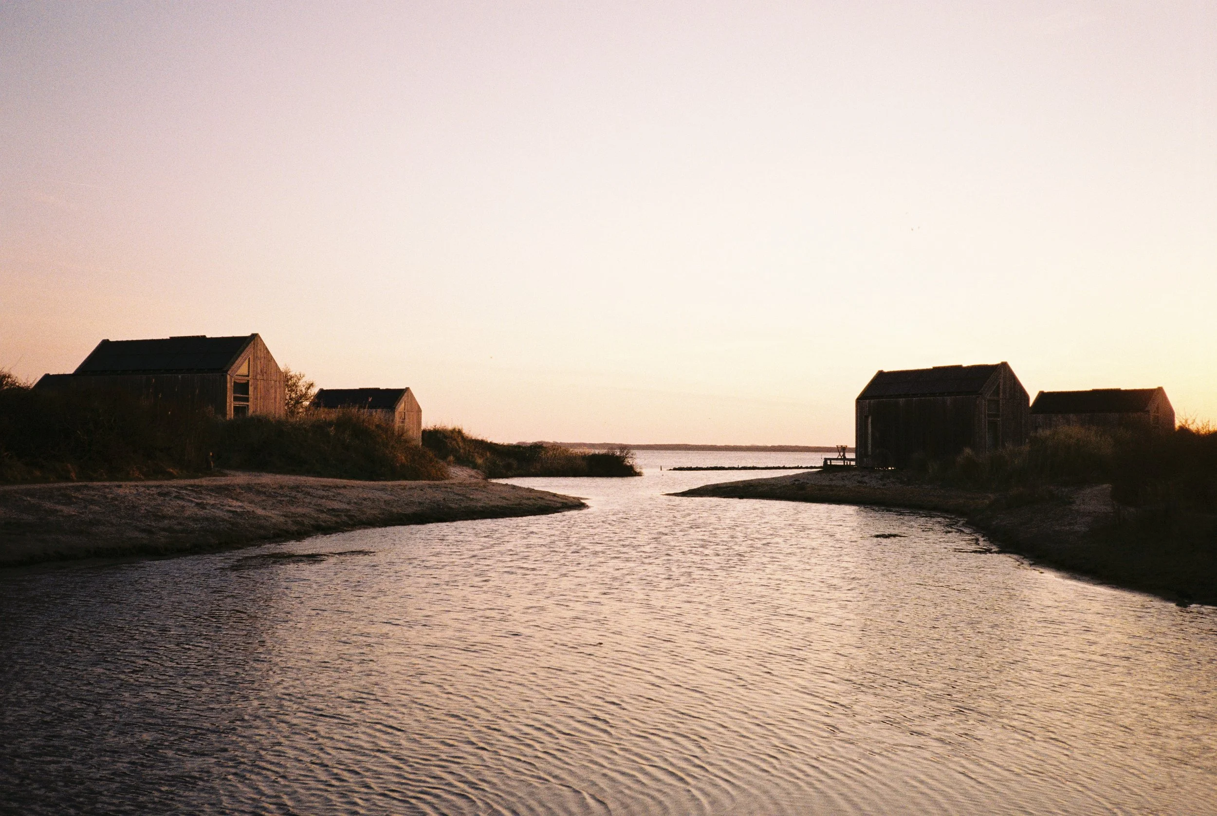 Analoge Aufnahme mit der Yashica T4 auf Kodak Gold 200 während eines Familienurlaubs in Zeeland, Holland – entwickelt und gescannt von Optik Oldschool aus Düsseldorf.