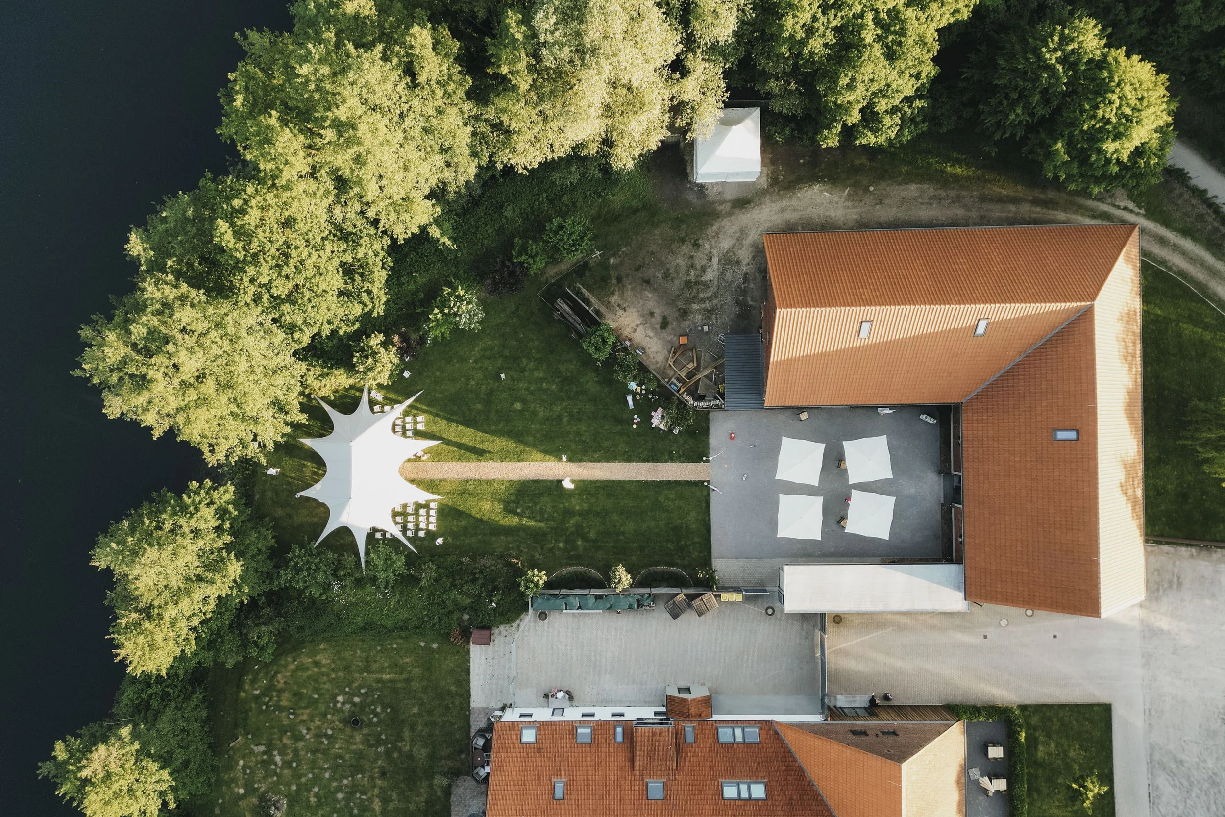 uung direkt am Ufer des Bulderner Sees 