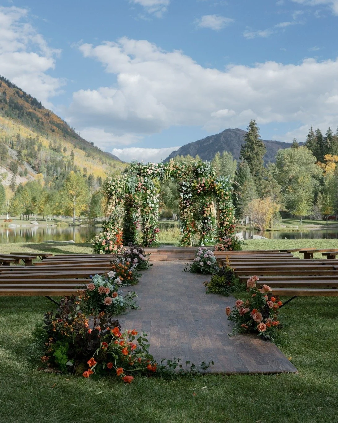 From day to night, we customize for the good vibes.

⛺️ - @premier_party_rental
📸 - @corbingurkin
📋 - @eksevents
🌺 - @bircheventdesign
📍 - Dunbar Ranch

Rentals Pictured: Custom ceremony aisle and platform
Tent Pictured: 50&rsquo; x 120&rsquo; Cl
