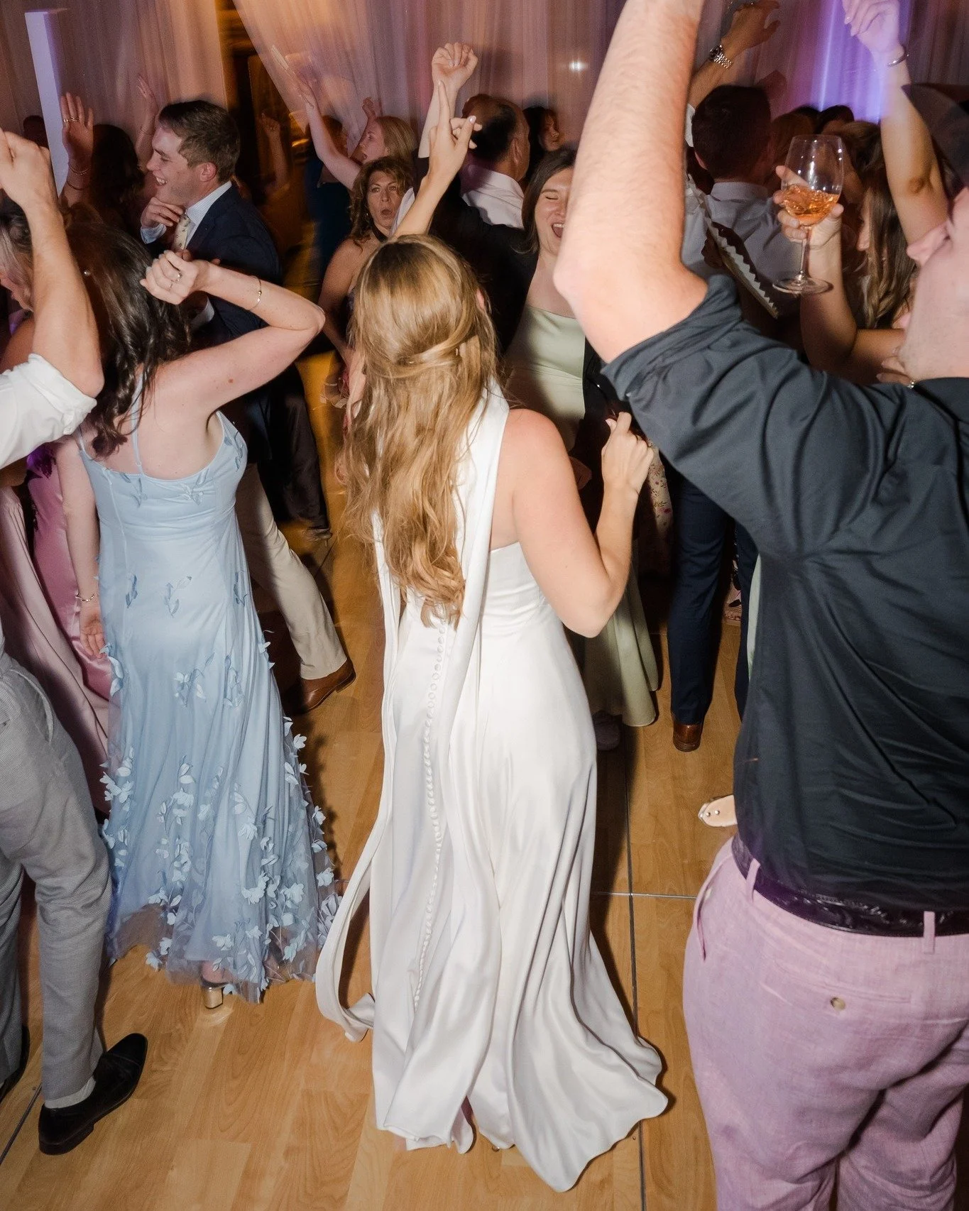 Sometimes, the best times are the unscripted moments: like when you and everyone you love are having the dance party of a lifetime. 🕺💃🪩 🥰

Pictured: 30x50 Clear Top Tent, 16x20 Maple Dance Floor

Tents &amp; Rentals: @premier_party_rental
Planner